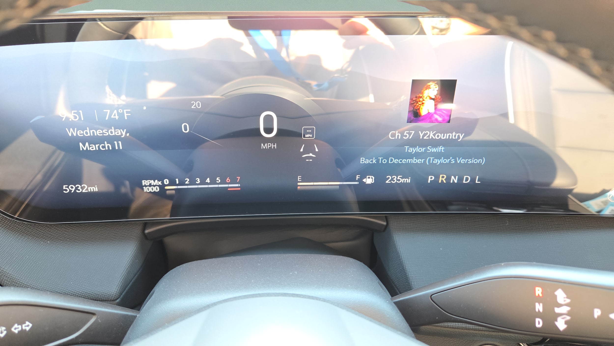 2025 Buick Enclave Preferred - Photo 11
