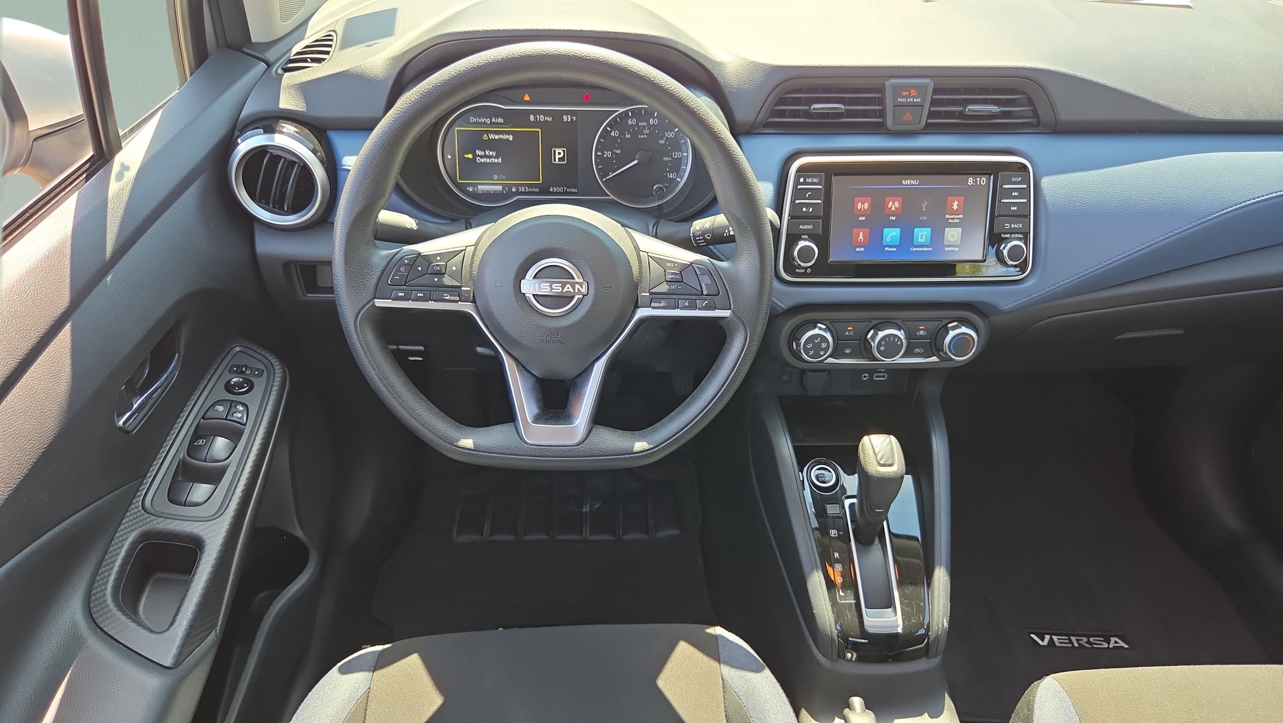 2025 Nissan Versa Sedan SV - Photo 11