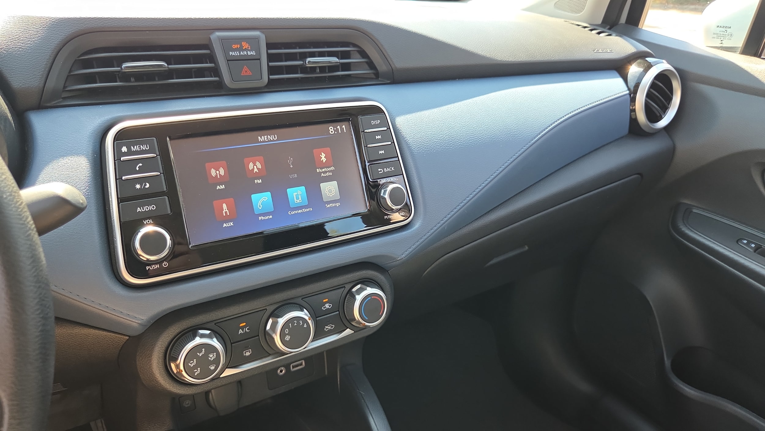 2025 Nissan Versa Sedan SV - Photo 23