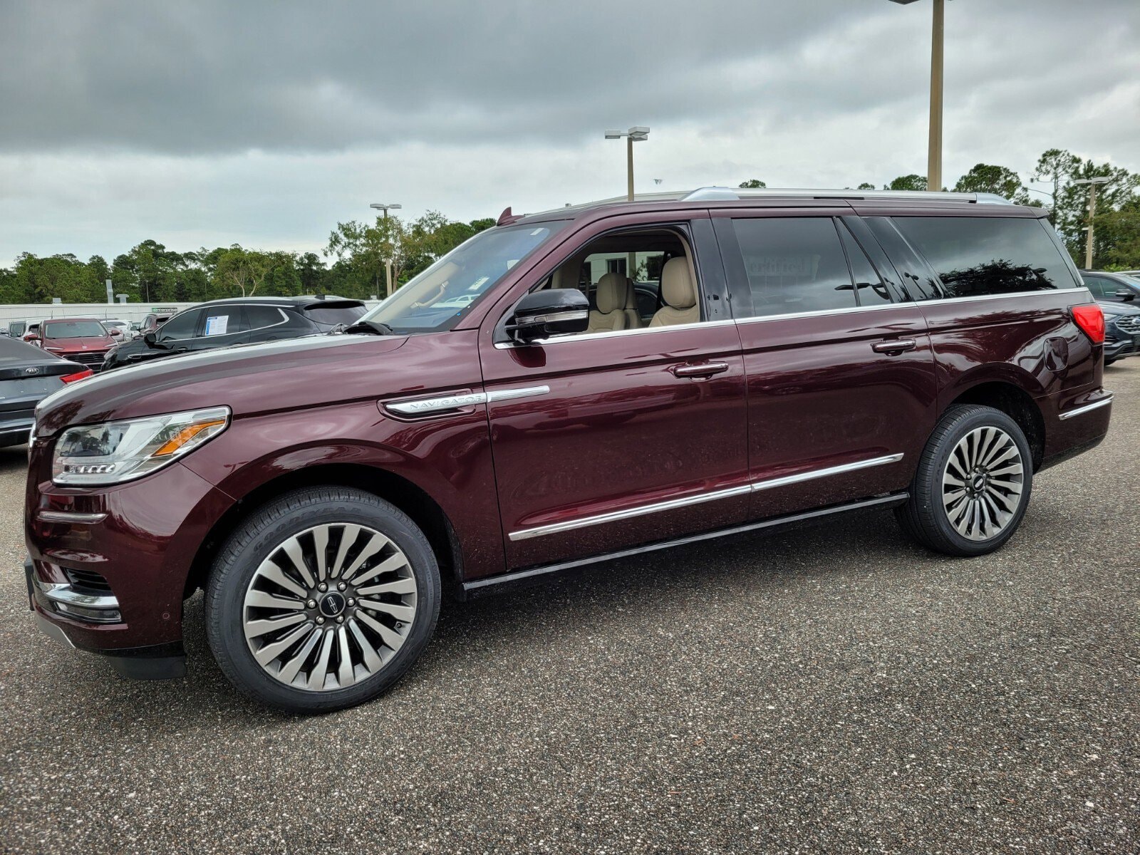 Used 2020 Lincoln Navigator Reserve L with VIN 5LMJJ3LT2LEL00454 for sale in Jacksonville, FL