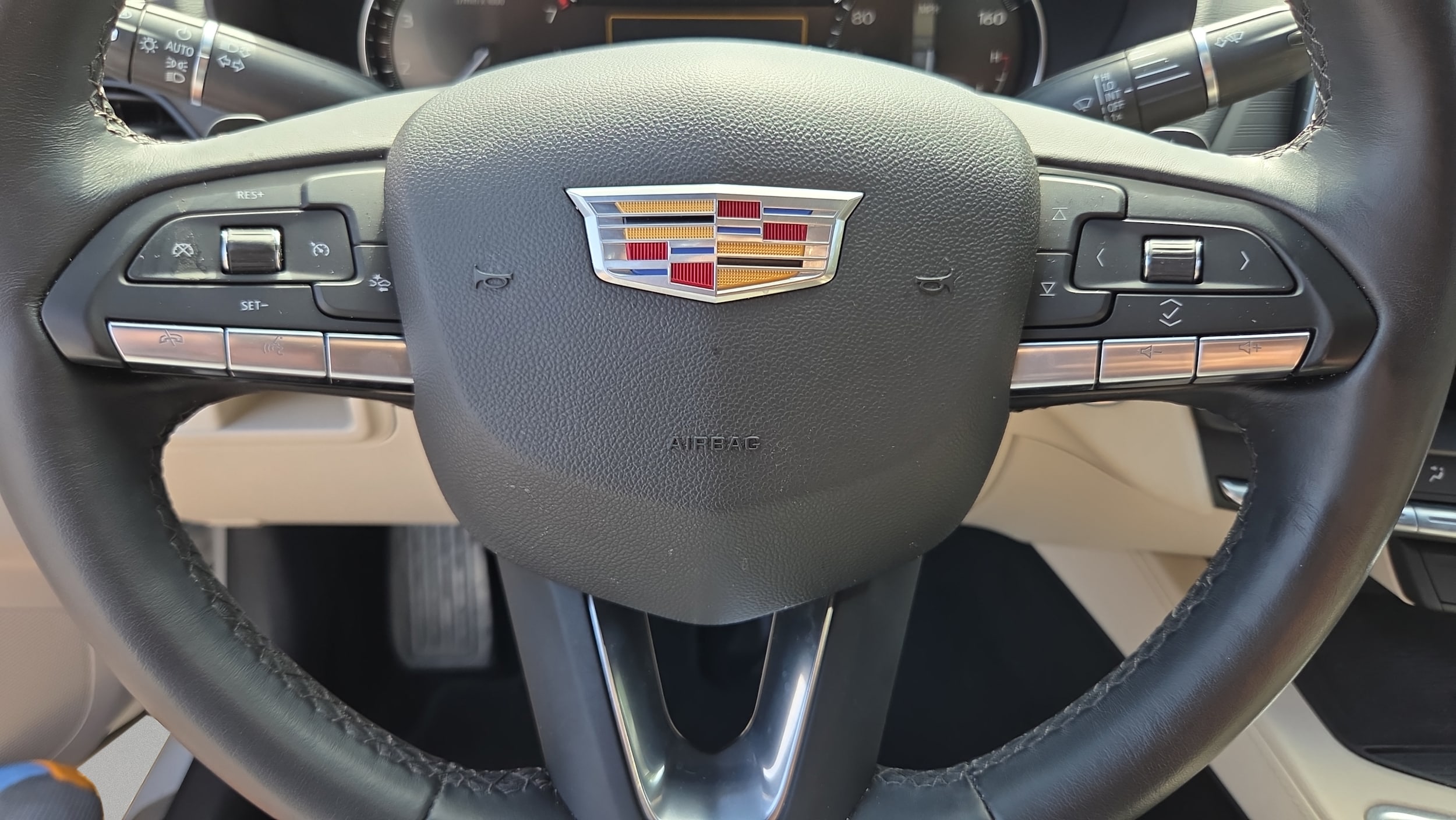 2025 Cadillac CT4 Luxury - Photo 23