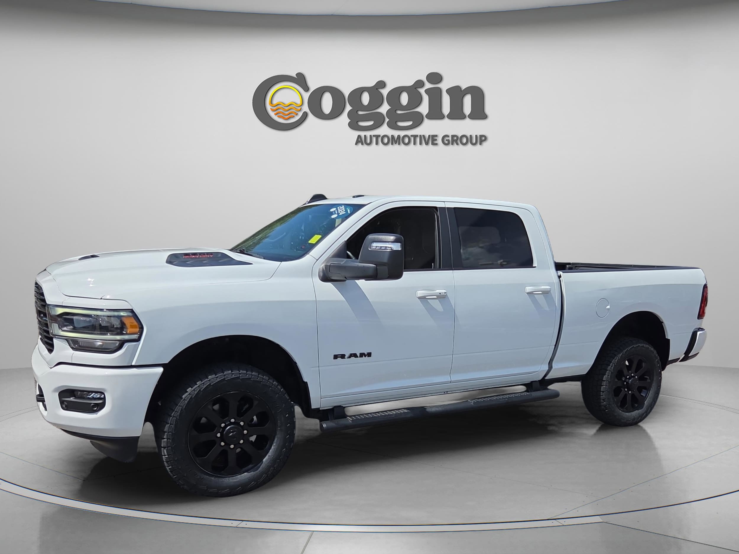 2024 RAM 2500 Laramie 4X4 Crew Cab SWB's photo