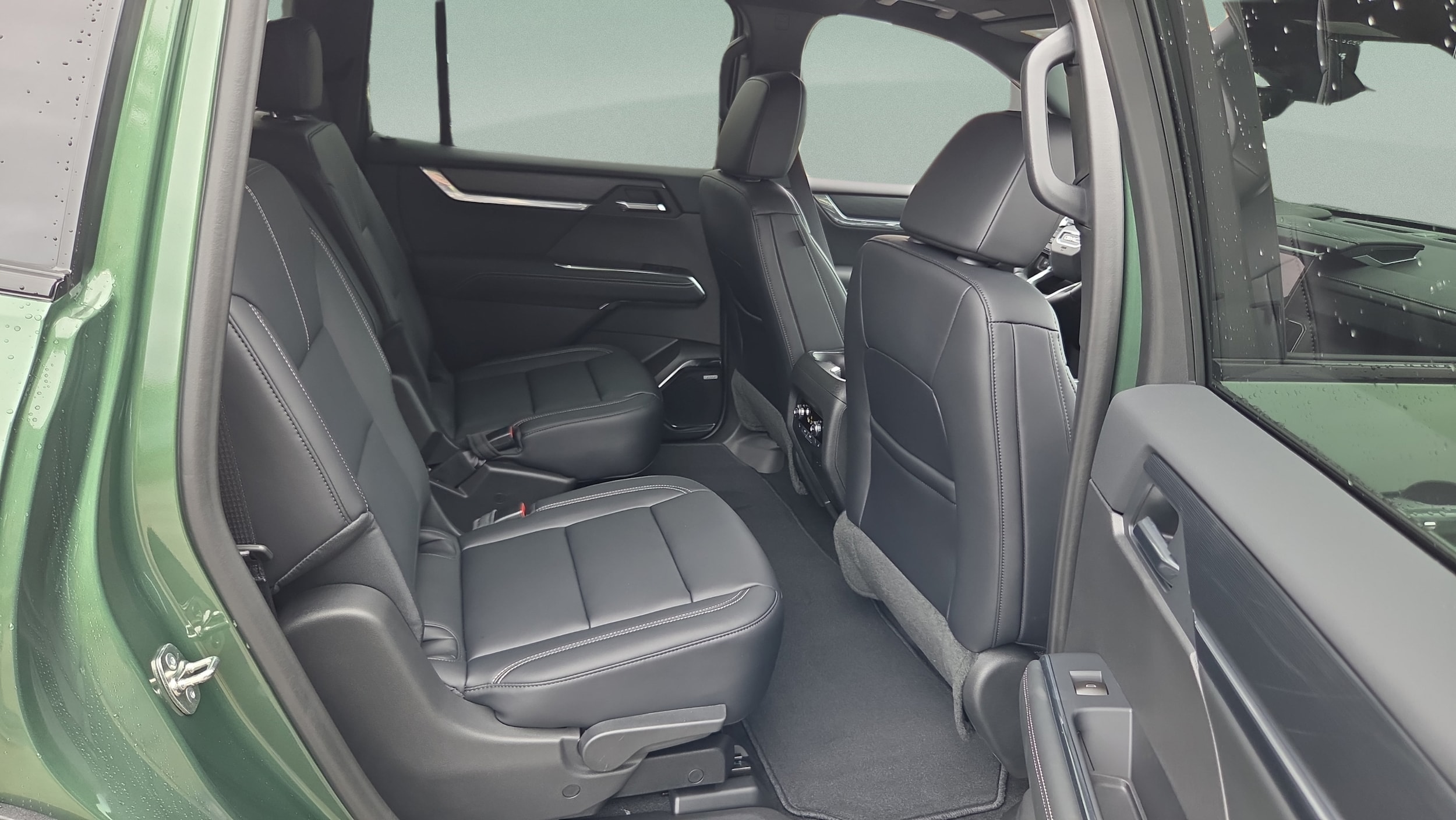 2027 GMC Acadia Elevation - Photo 18