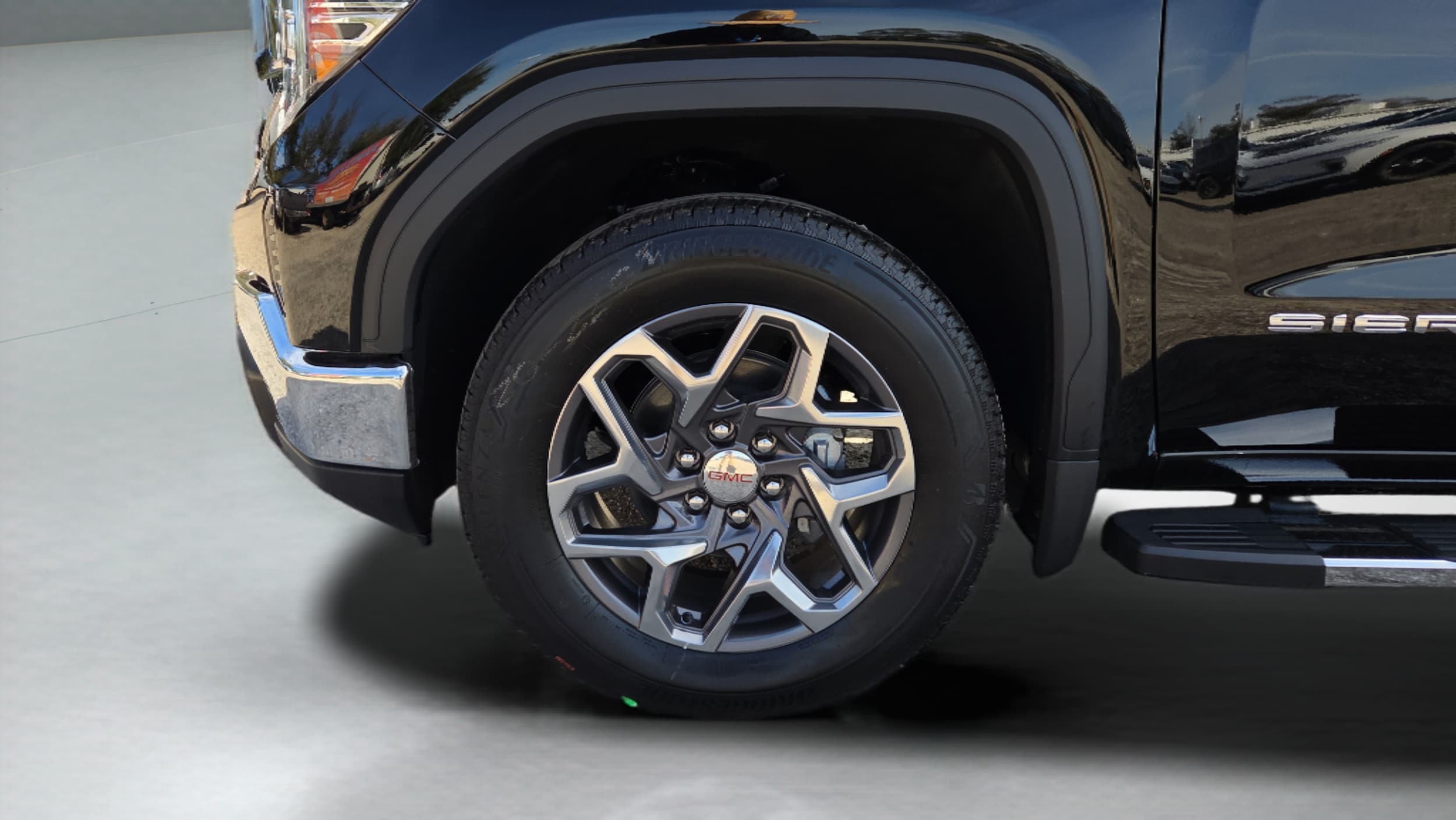 2026 GMC Sierra 1500 SLT - Photo 49