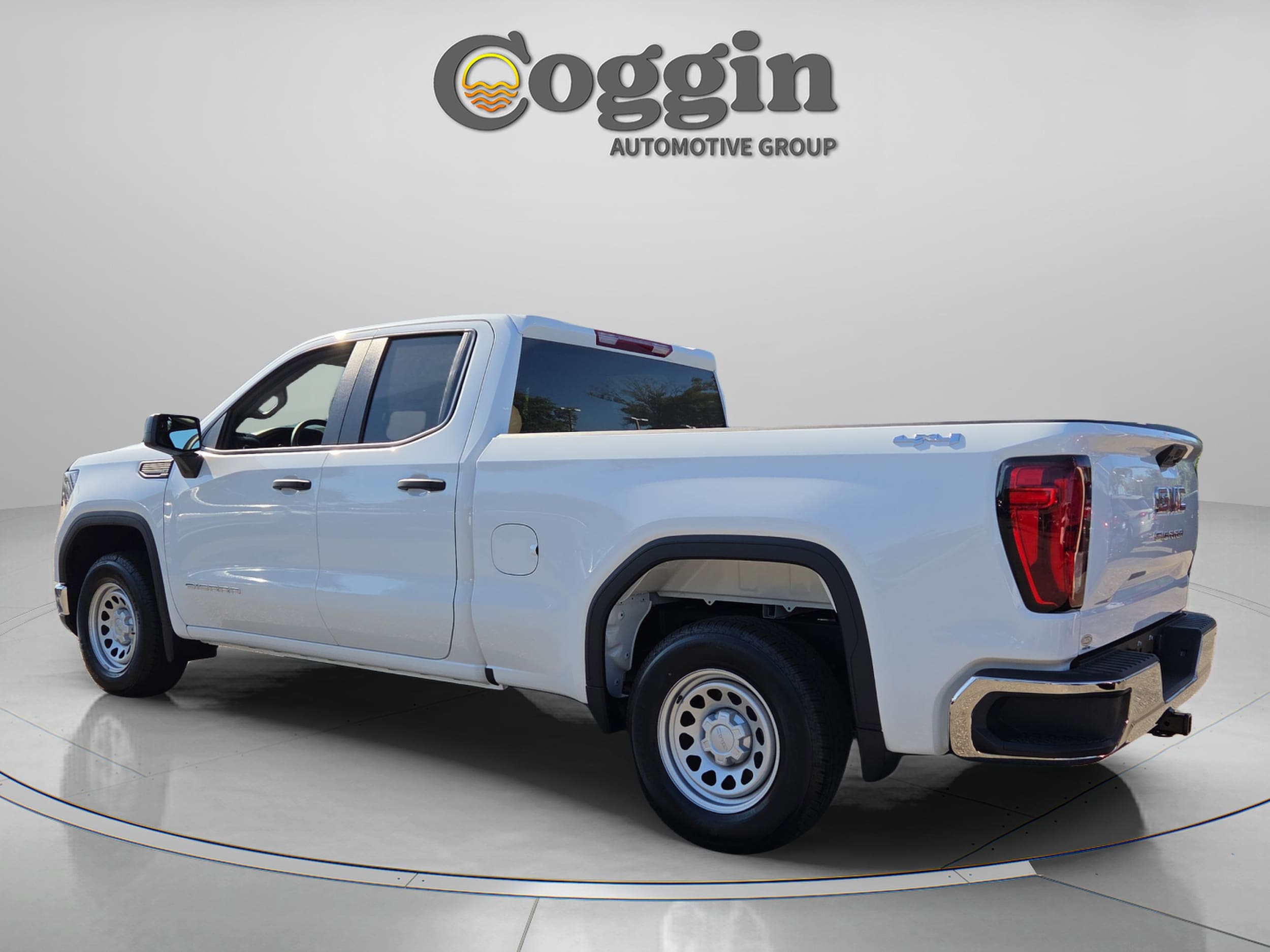 2026 GMC Sierra 1500 Pro - Photo 3