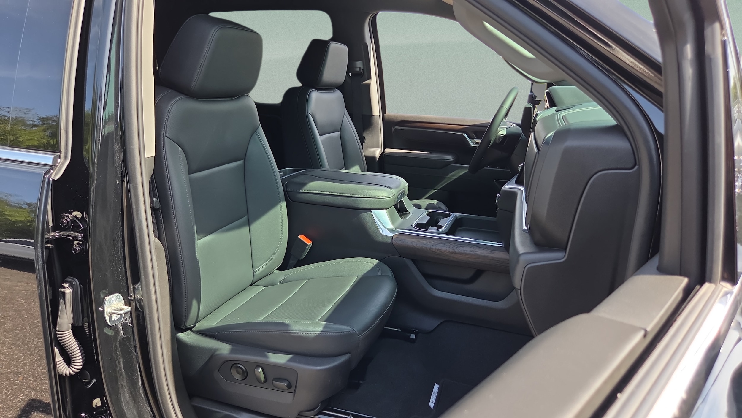 2026 GMC Sierra 3500HD SLT - Photo 15