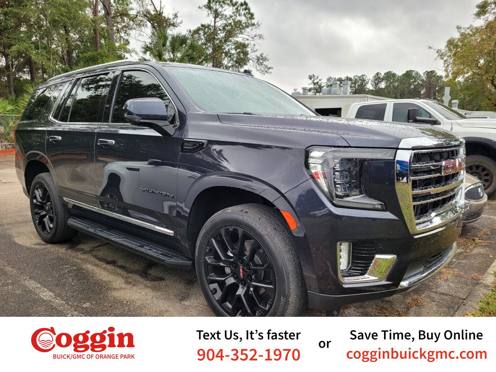 2023 GMC Yukon SLT's photo