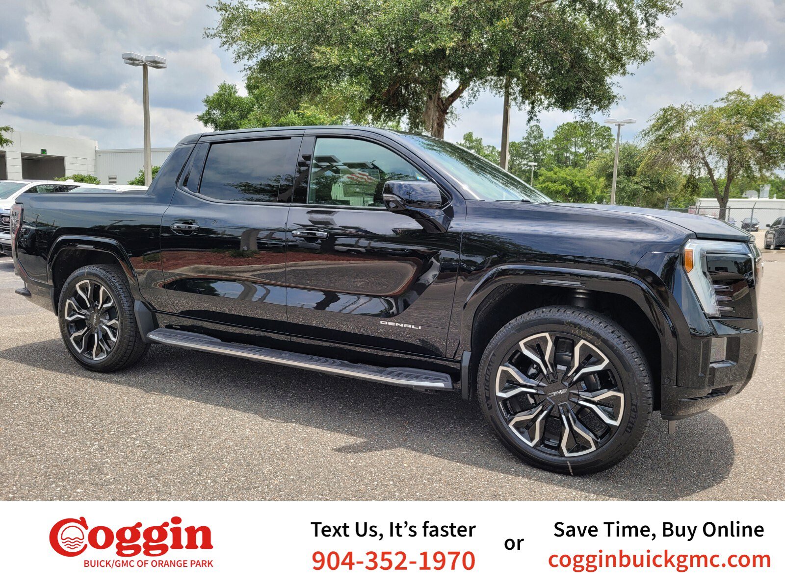 2025 GMC Sierra EV Denali's photo