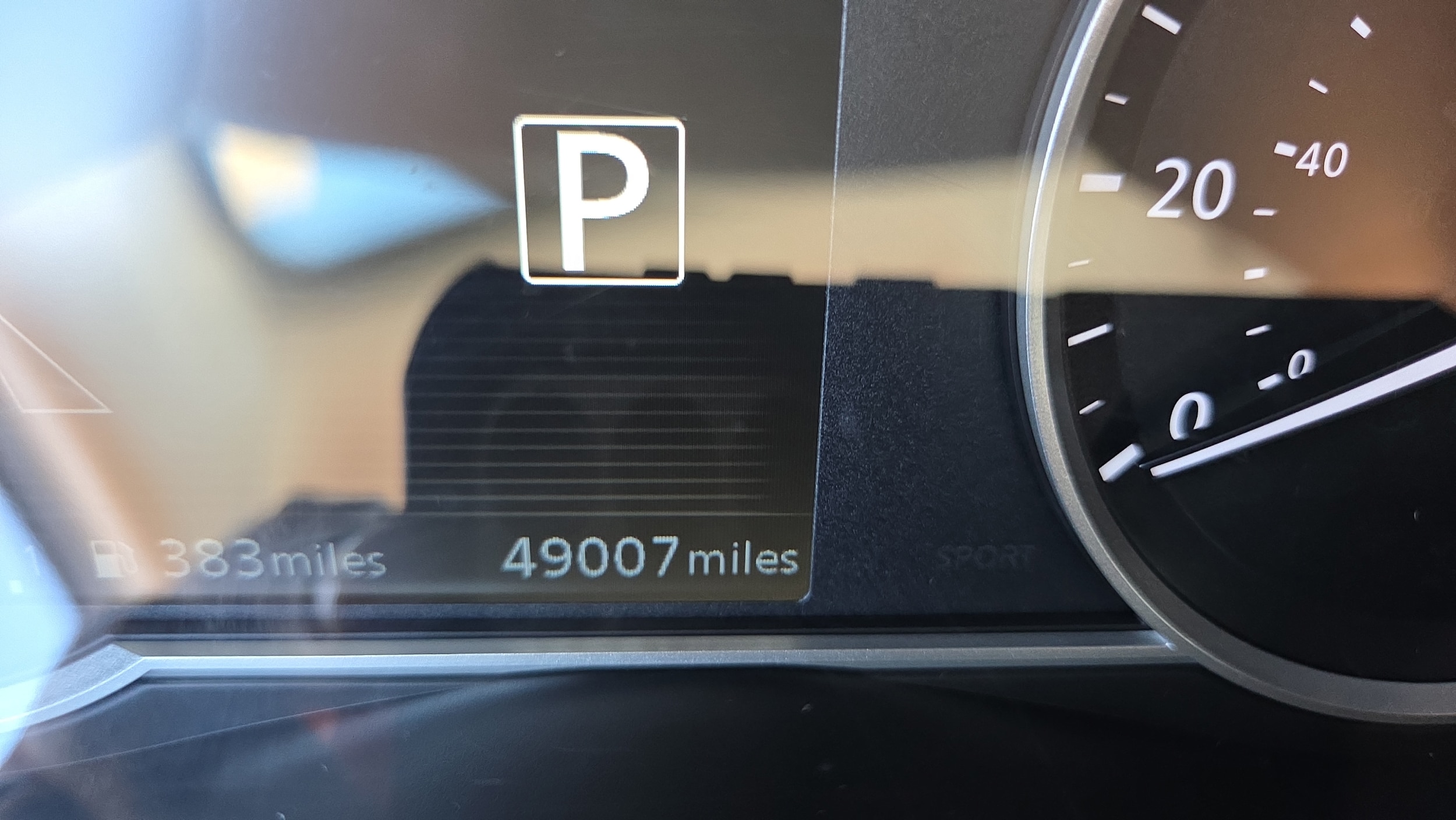 2025 Nissan Versa Sedan SV - Photo 32