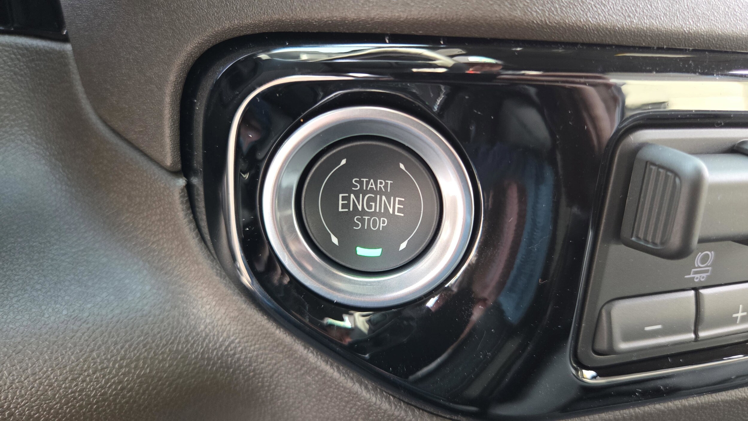 2026 GMC Sierra 1500 SLE - Photo 21