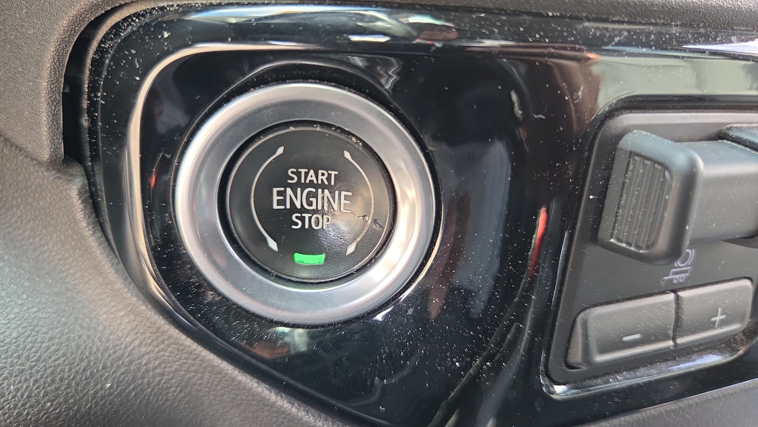 2023 GMC Sierra 1500 SLT - Photo 27