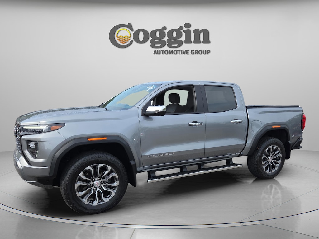 Used 2023 GMC Canyon Denali Truck Crew Cab