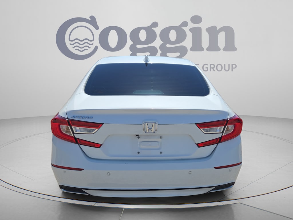 Used 2022 Honda Accord EX-L Sedan