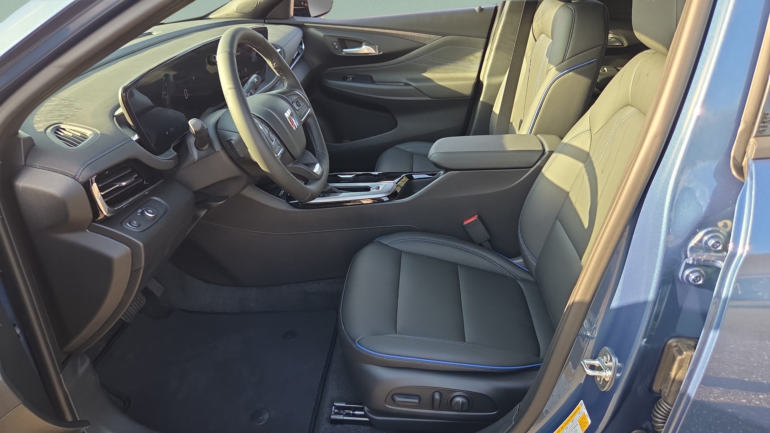 2026 Buick Envista Sport Touring - Photo 9