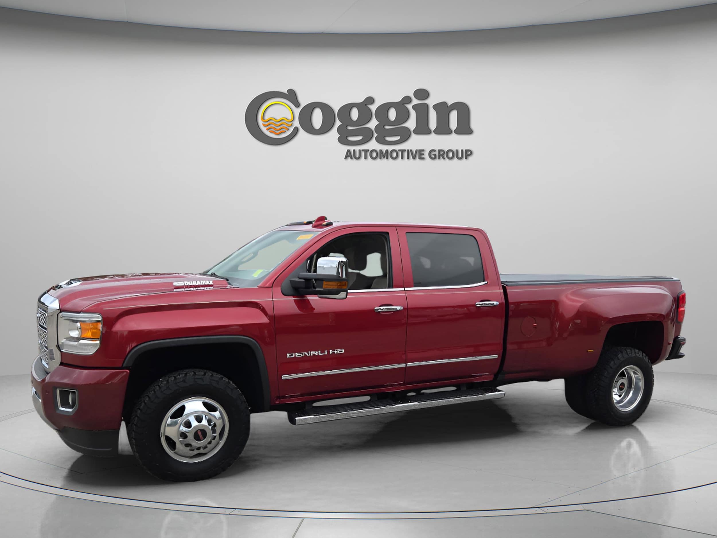2018 GMC Sierra 4WD Crew Cab Long Box Denali's photo