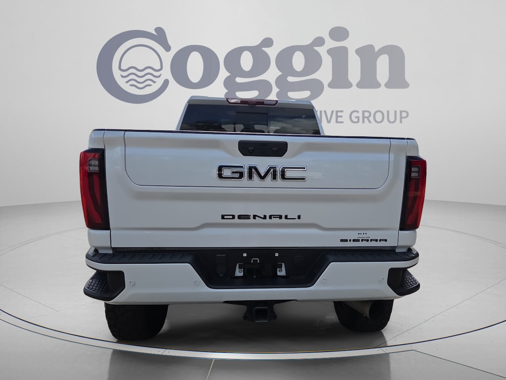 Used 2024 GMC Sierra 2500 HD Denali Truck
