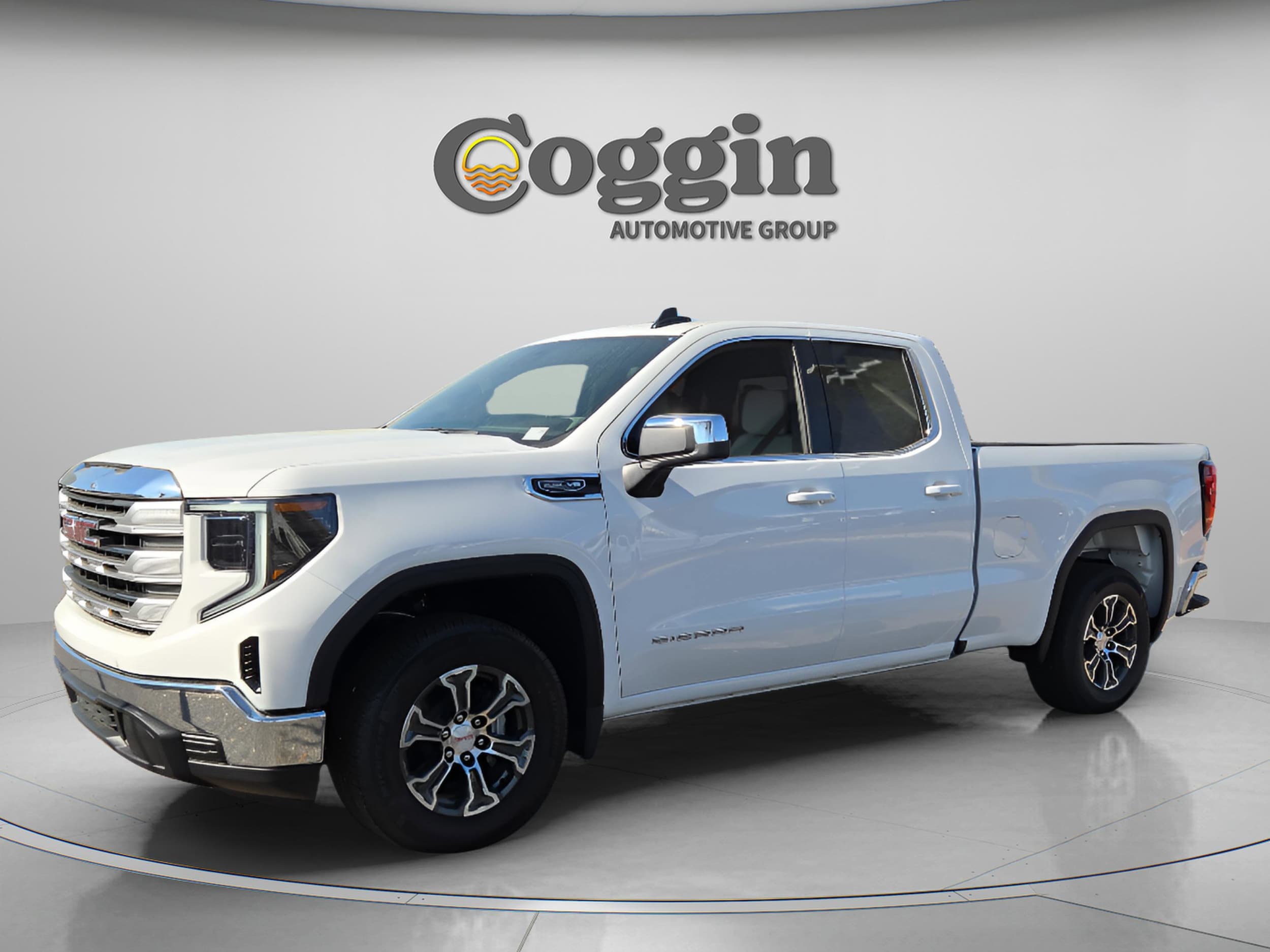 2026 GMC Sierra 2WD Double Cab Standard Box SLE's photo