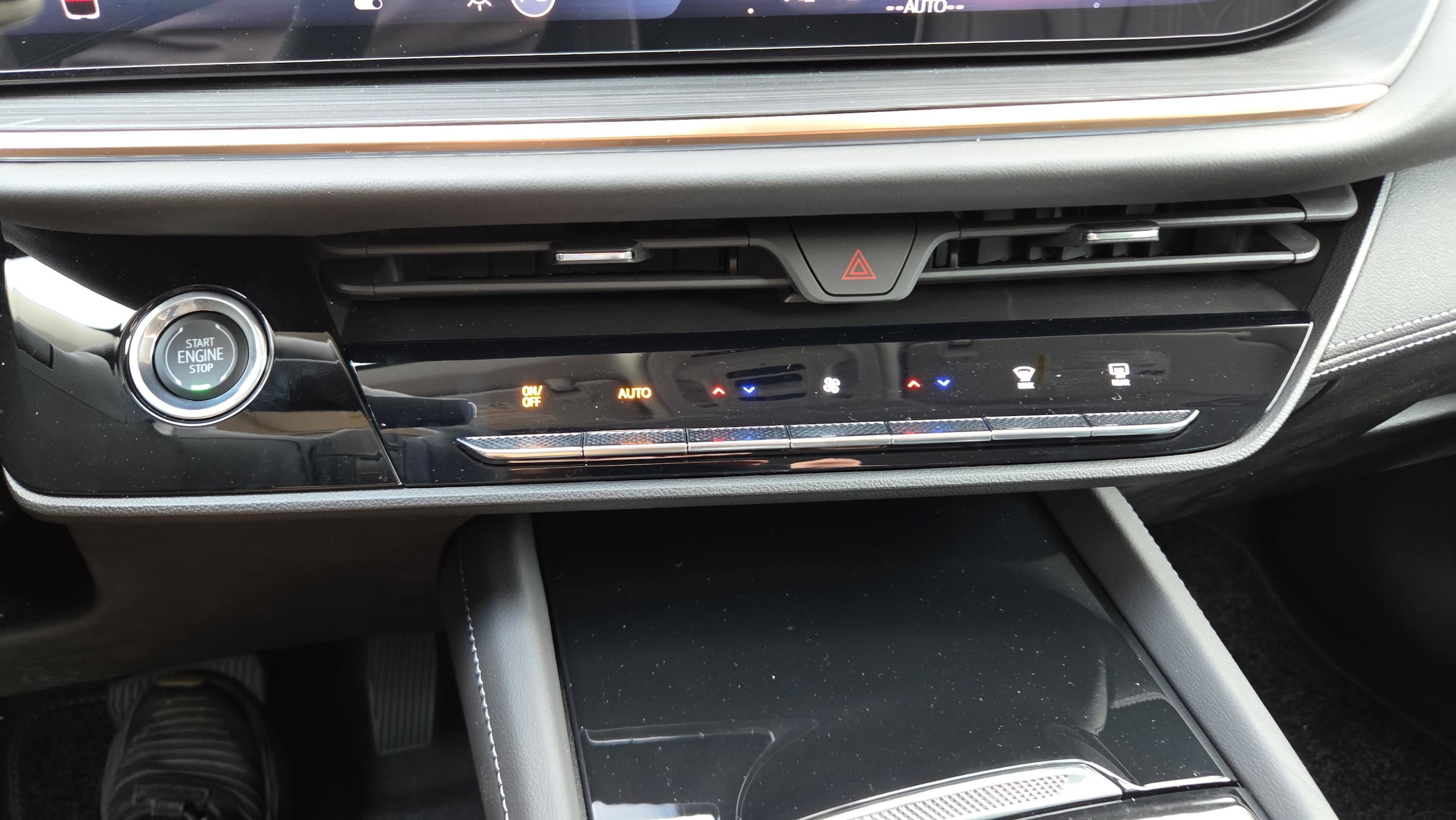 2025 Buick Envision Avenir - Photo 17