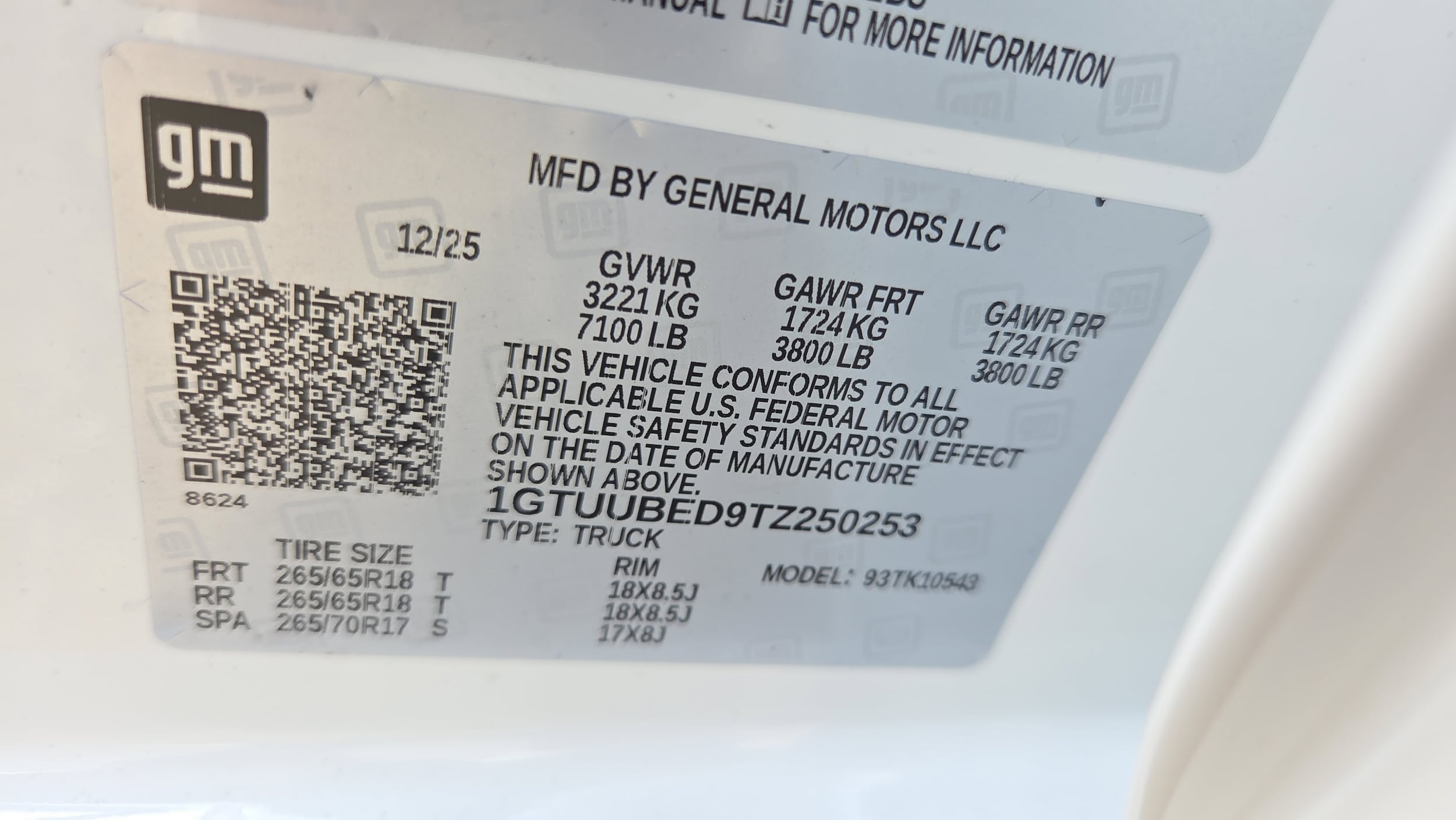 2026 GMC Sierra 1500 SLE - Photo 17