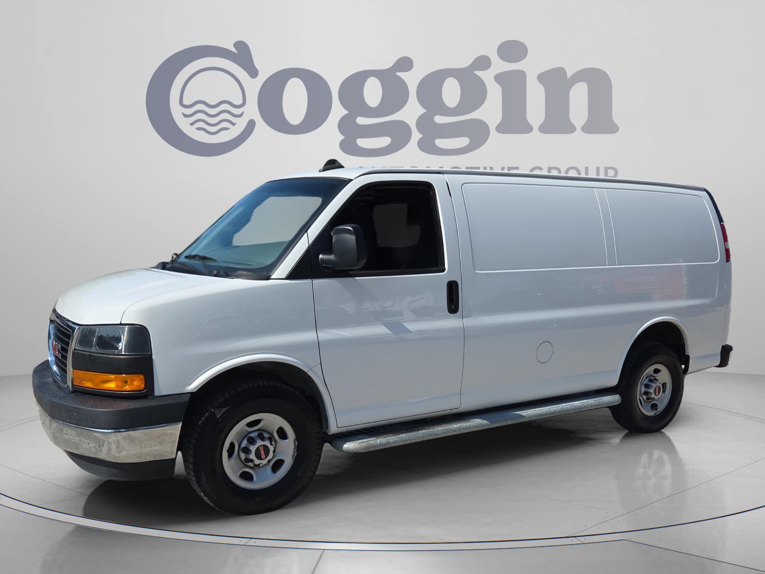 2023 GMC Savana Cargo Van