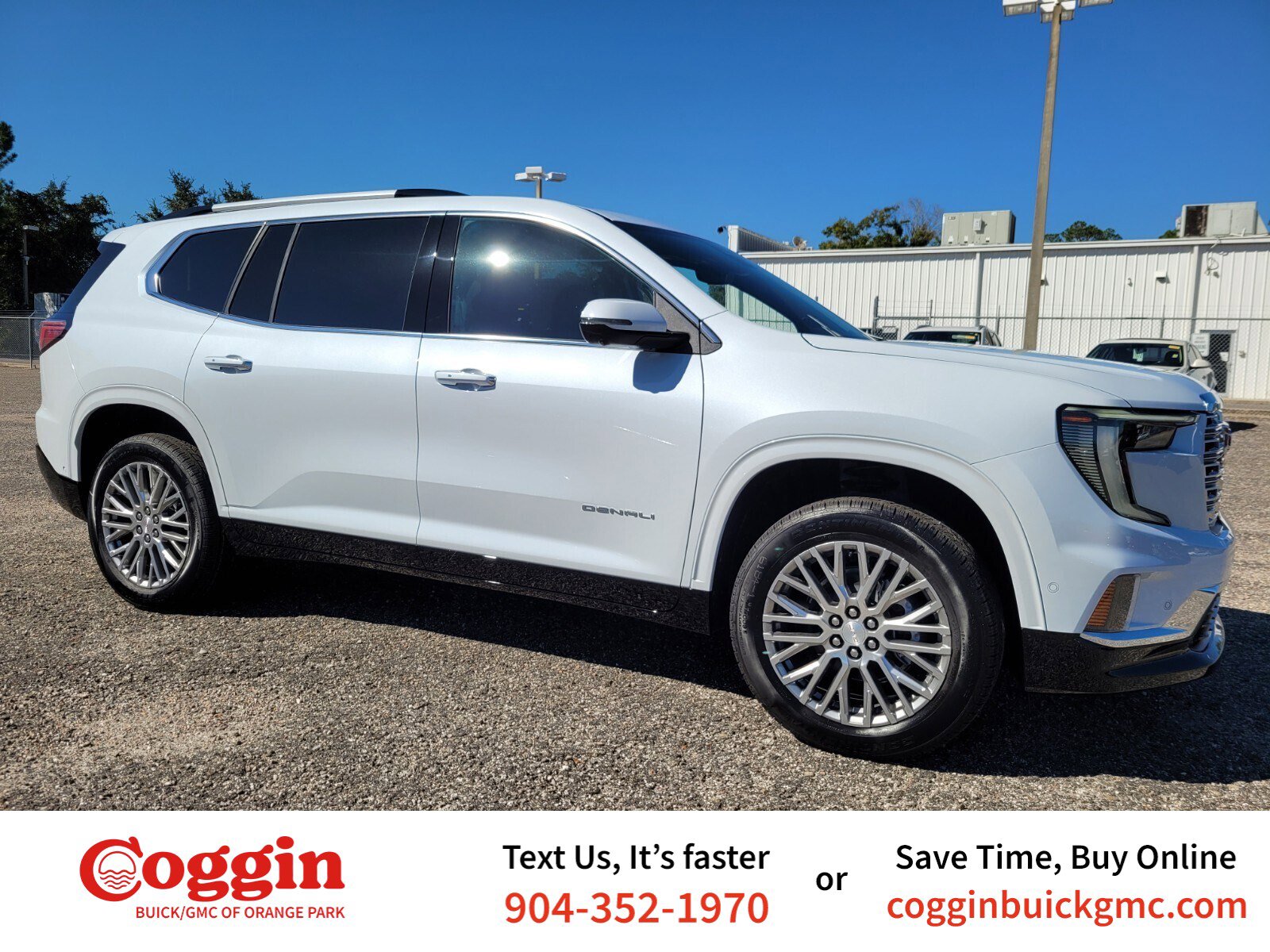 2026 GMC Acadia Denali's photo