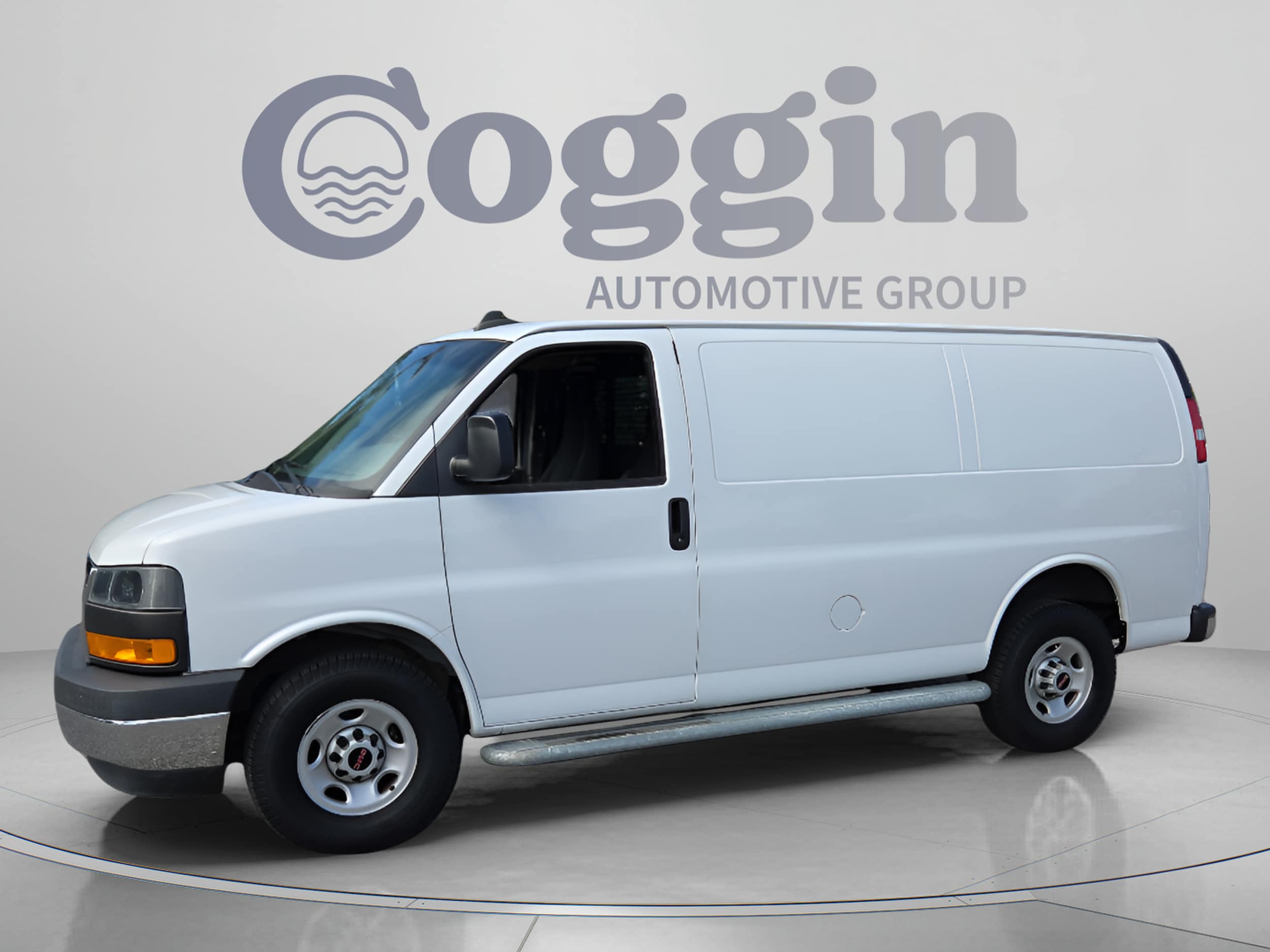 2023 GMC Savana Cargo Van