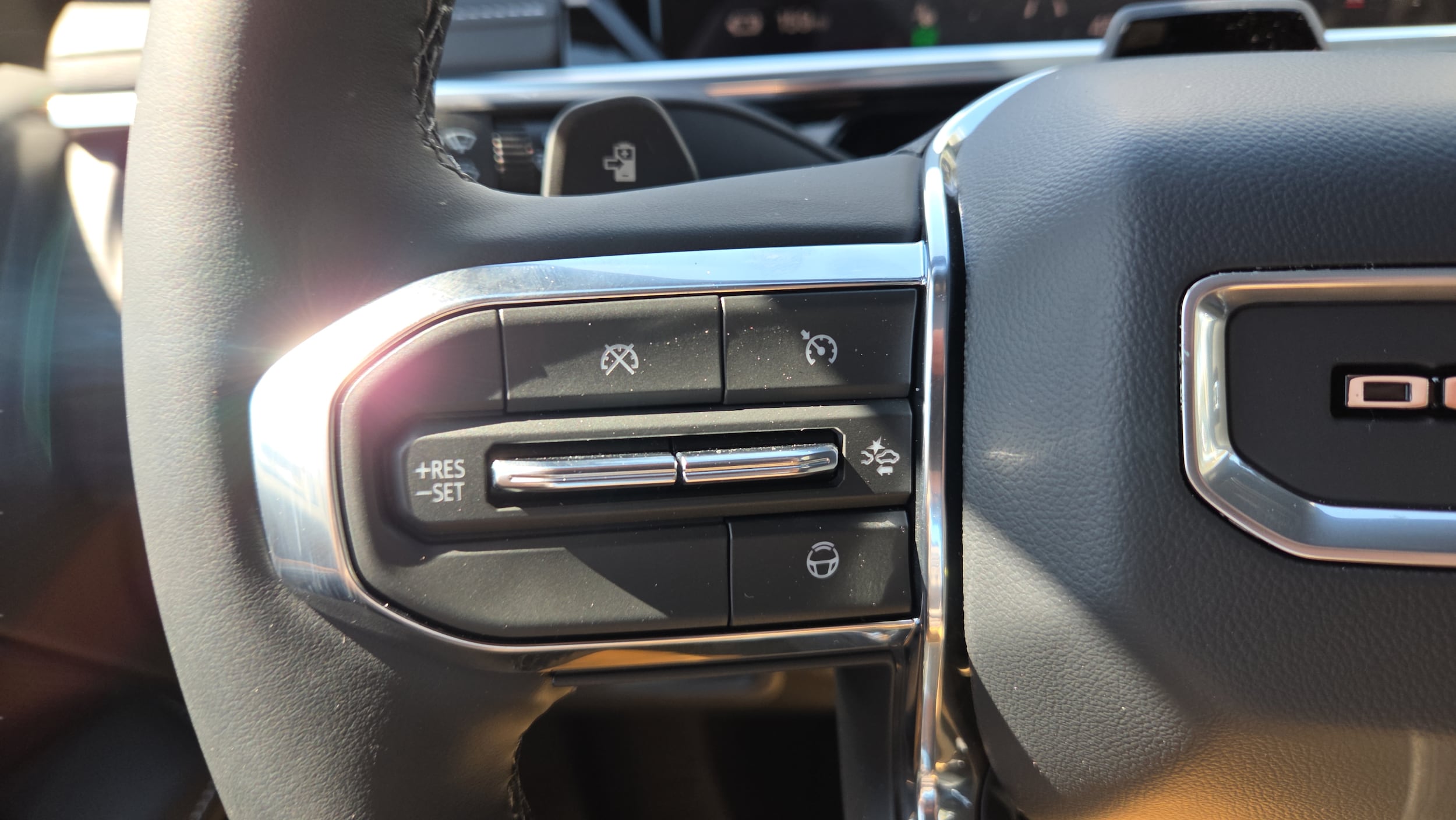2025 GMC Sierra EV Denali - Photo 11