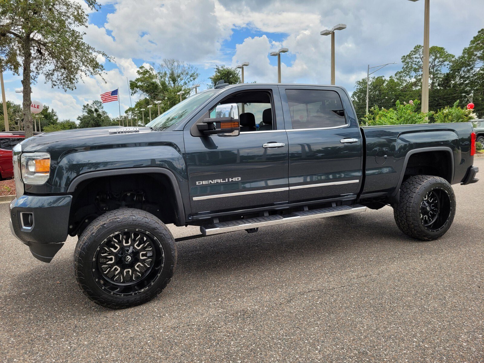 Used 2019 GMC Sierra 2500 Denali HD Denali with VIN 1GT12SEY5KF110342 for sale in Jacksonville, FL