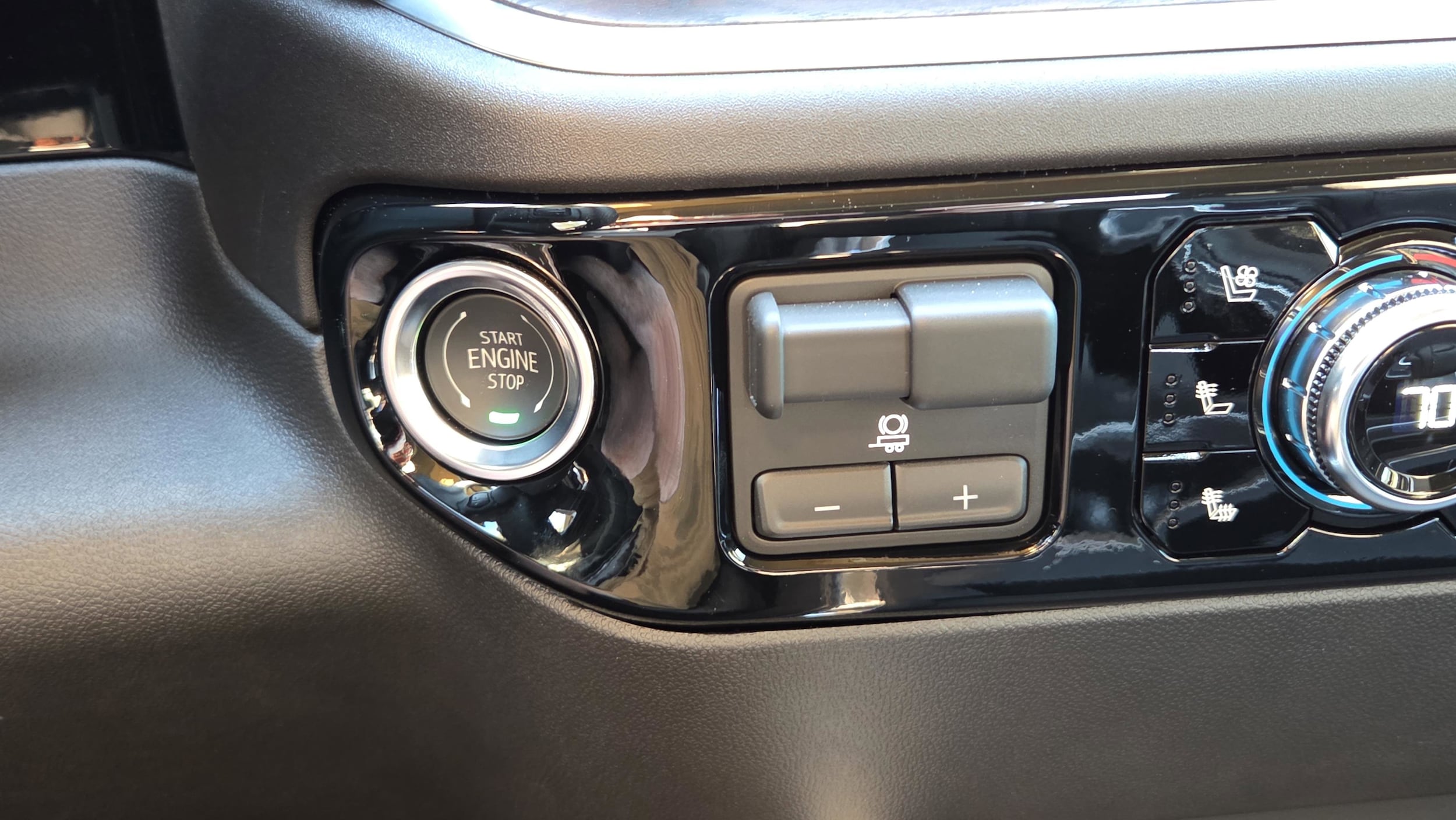 2026 GMC Sierra 2500HD SLT - Photo 15