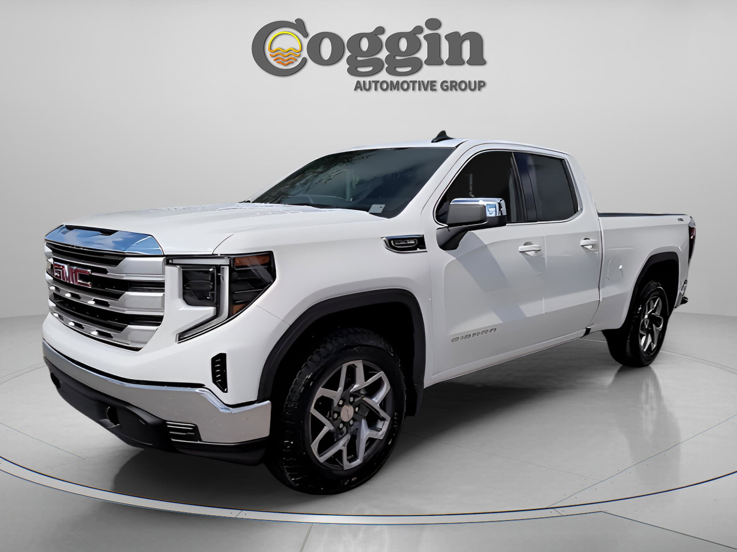 2025 GMC Sierra 1500 SLE's photo