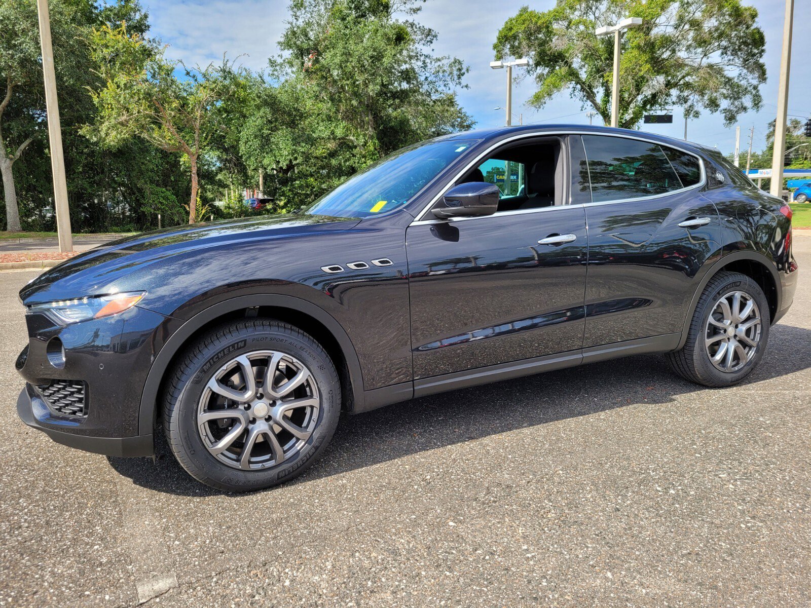 Used 2018 Maserati Levante Base with VIN ZN661XUA0JX294364 for sale in Jacksonville, FL