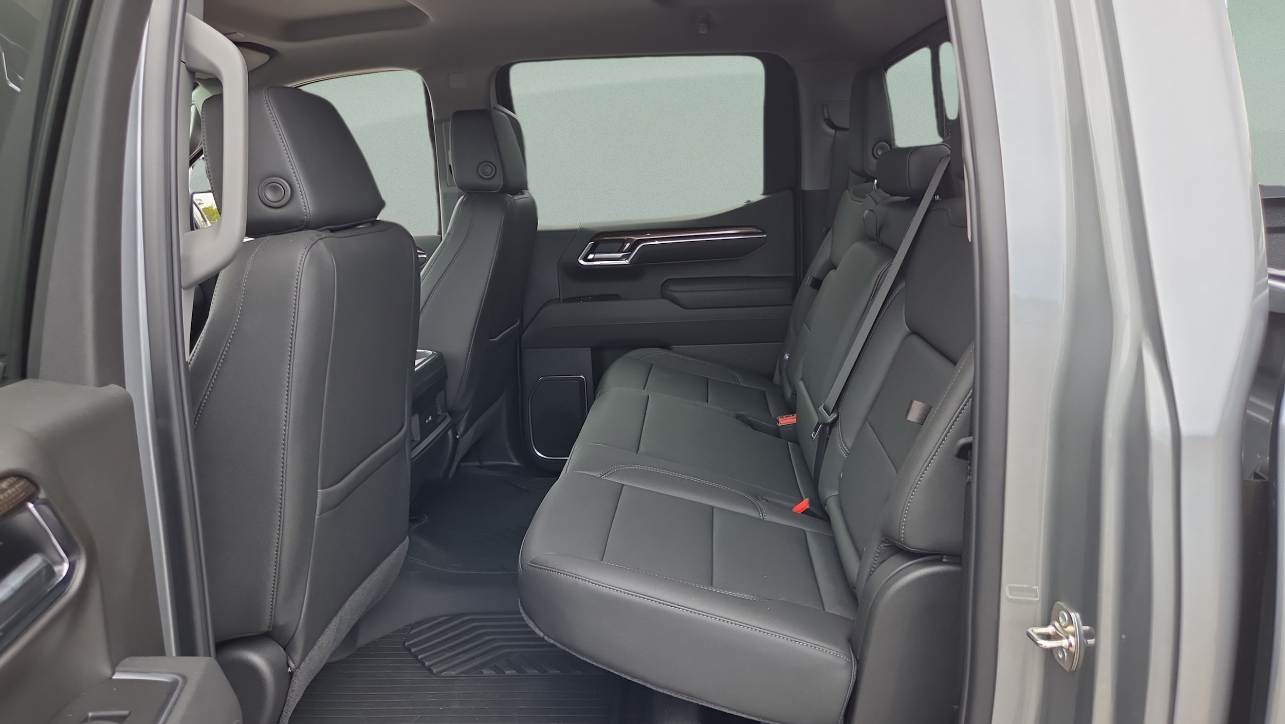 2026 Chevrolet Silverado 1500 LT Trail Boss - Photo 10