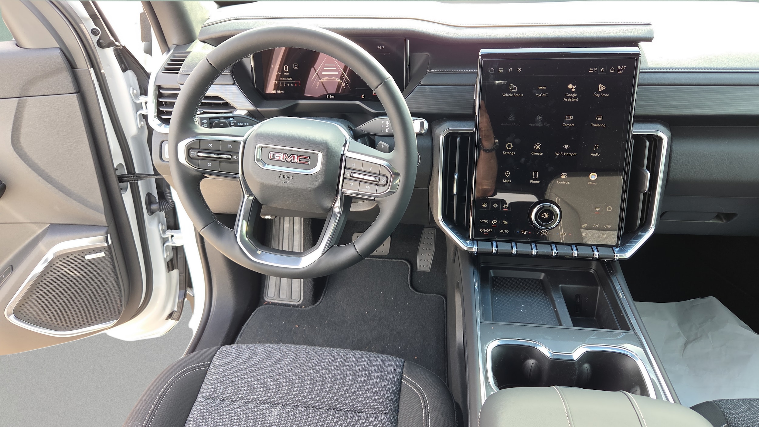 2026 GMC Acadia Elevation - Photo 17