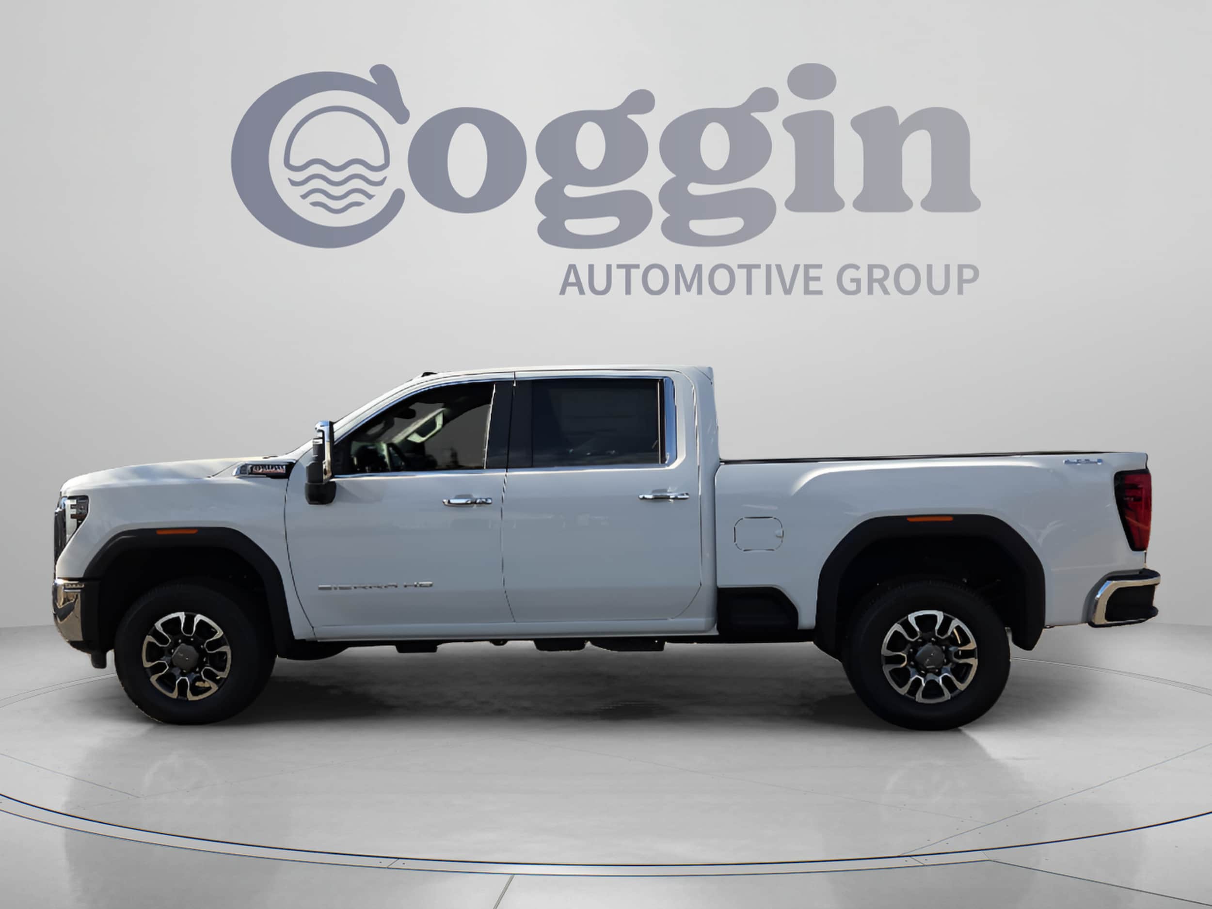 2026 GMC Sierra 3500HD SLT - Photo 2