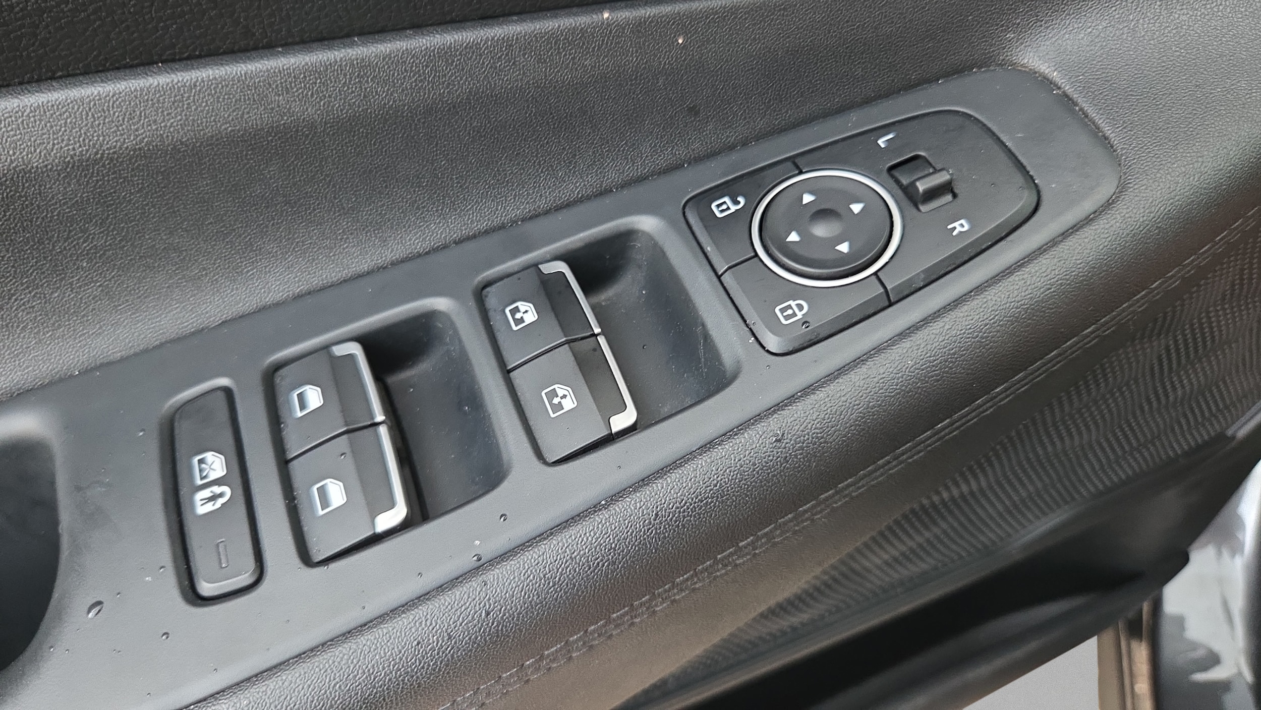 2023 Hyundai Santa Fe SEL - Photo 28
