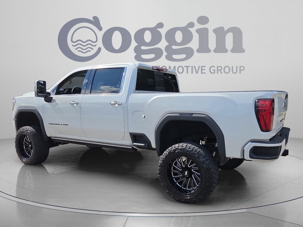 Used 2024 GMC Sierra 2500 HD Denali Truck