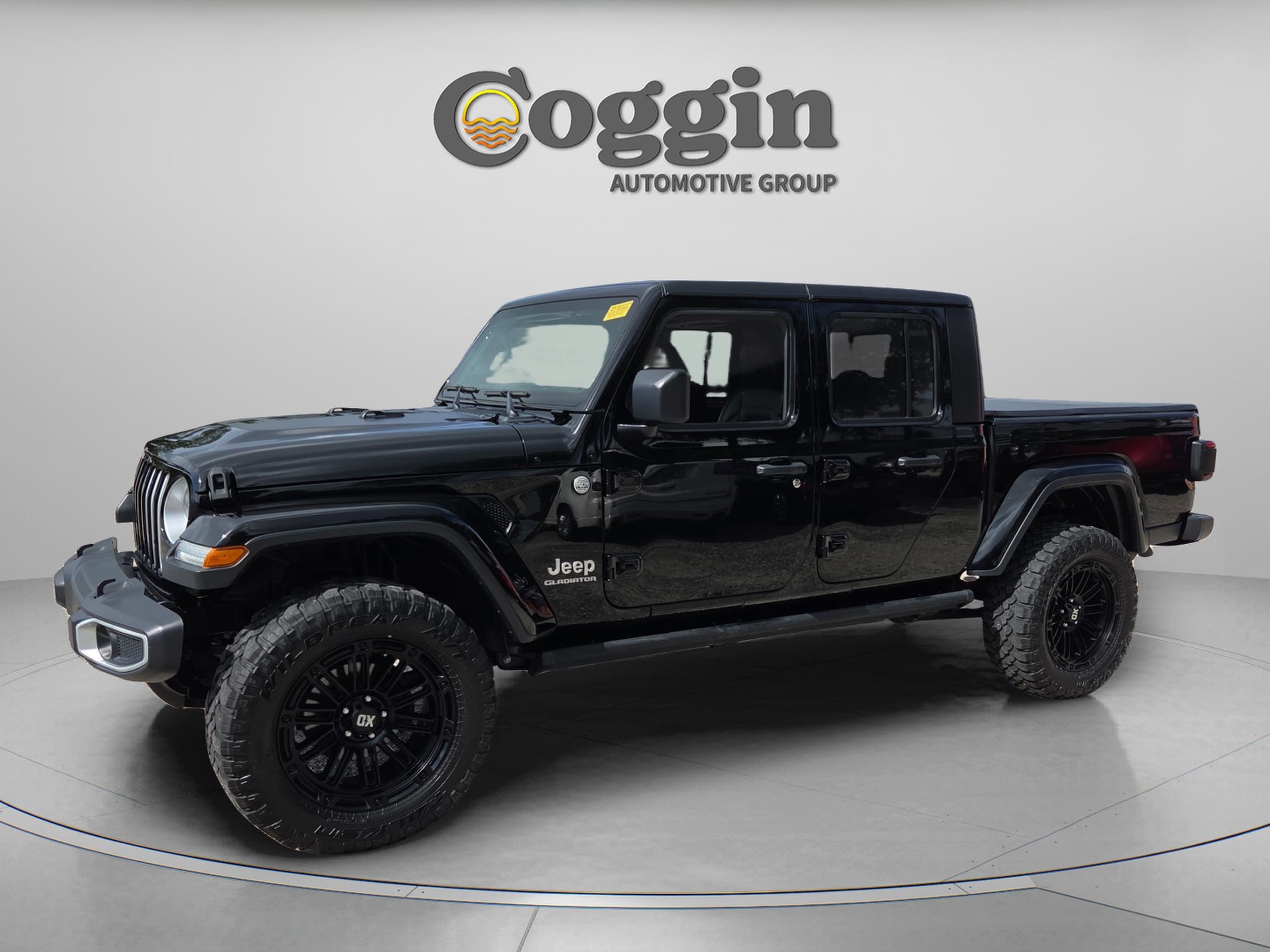 2020 Jeep Gladiator Overland's photo