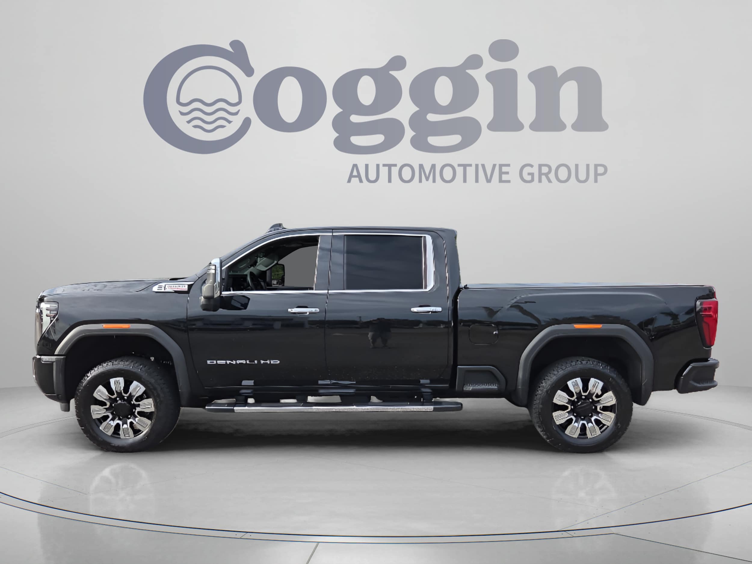 2025 GMC Sierra 2500HD Denali - Photo 2