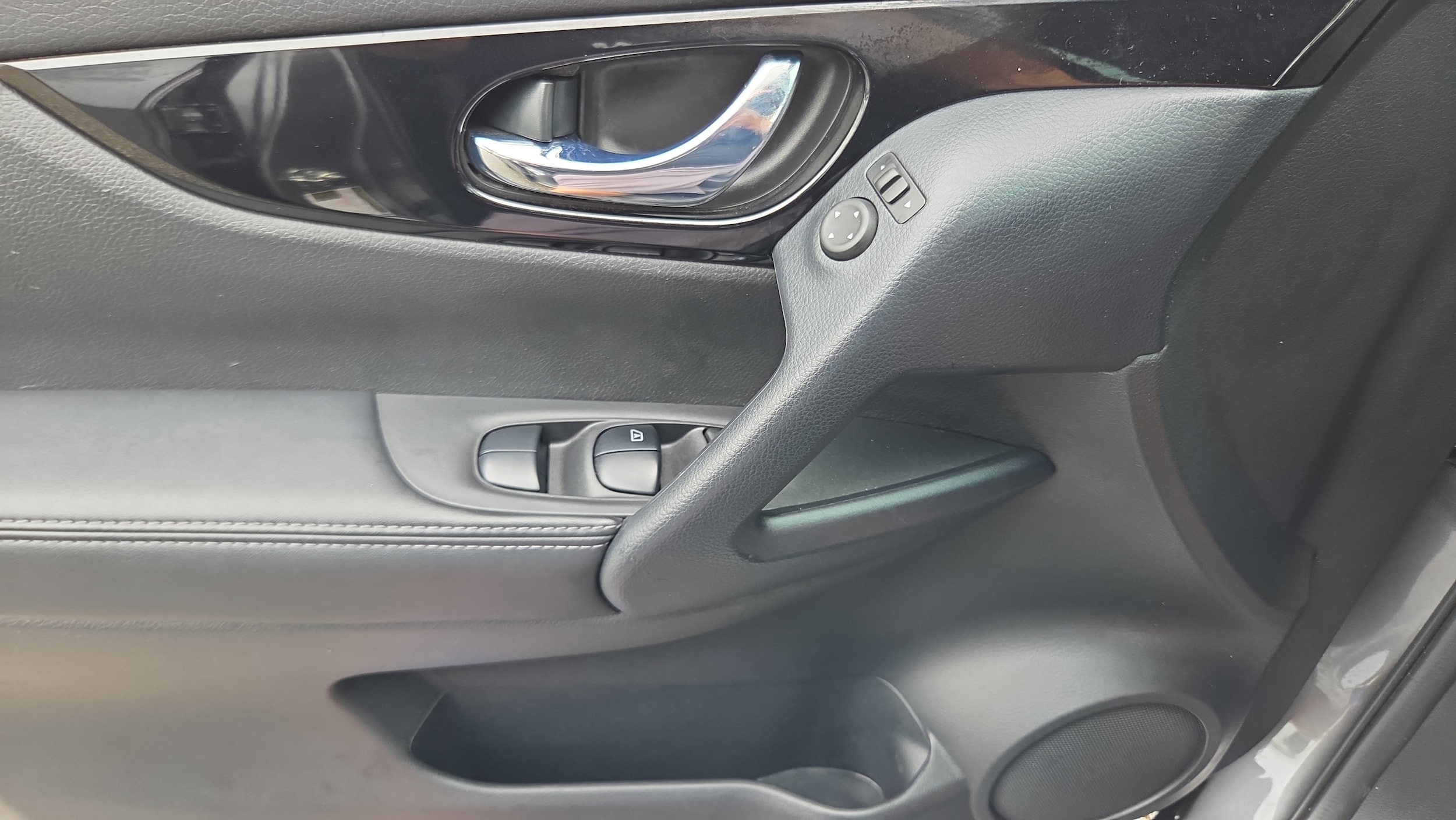 2022 Nissan Rogue Sport SL - Photo 27