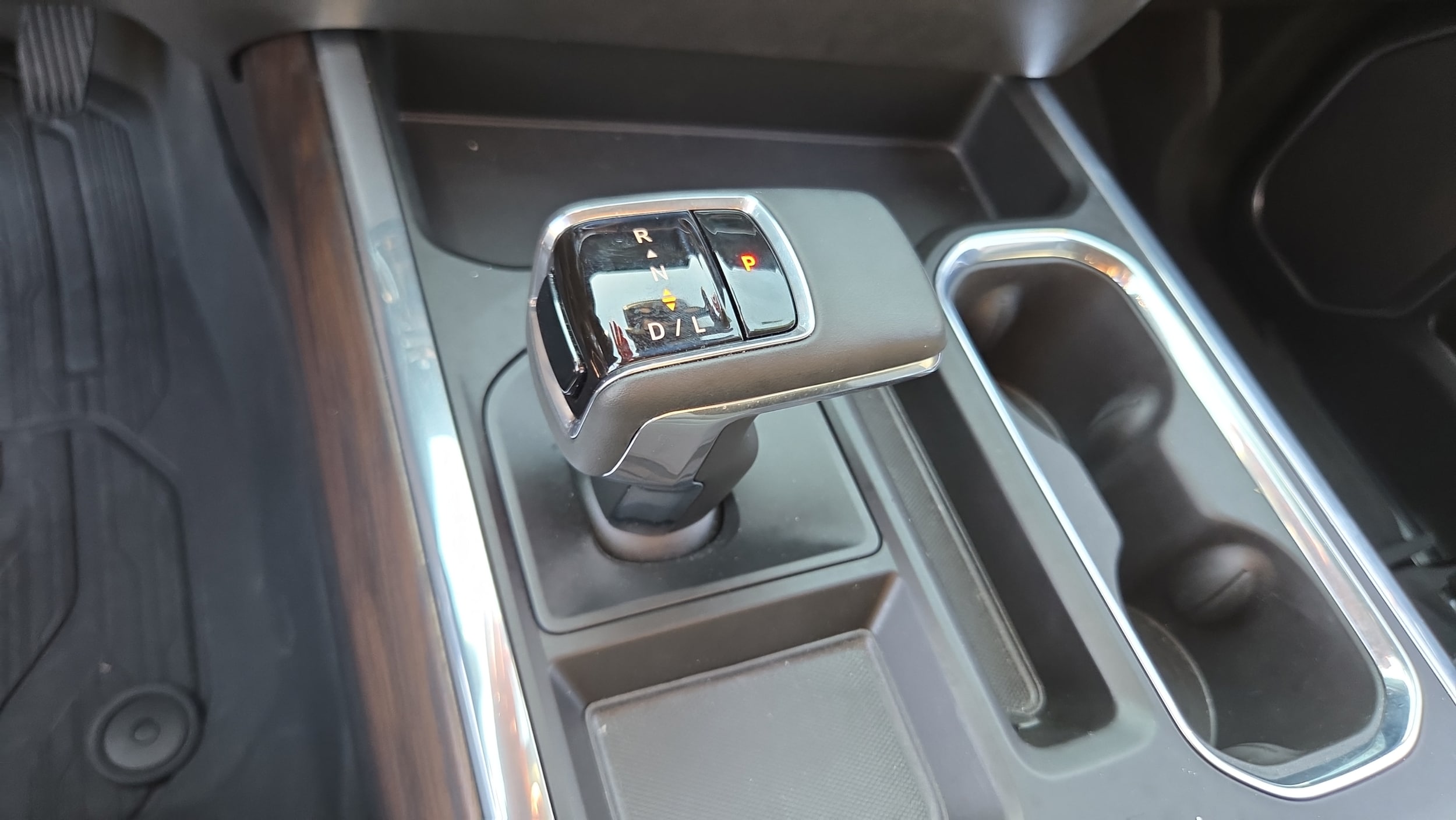 2023 GMC Sierra 1500 SLT - Photo 21