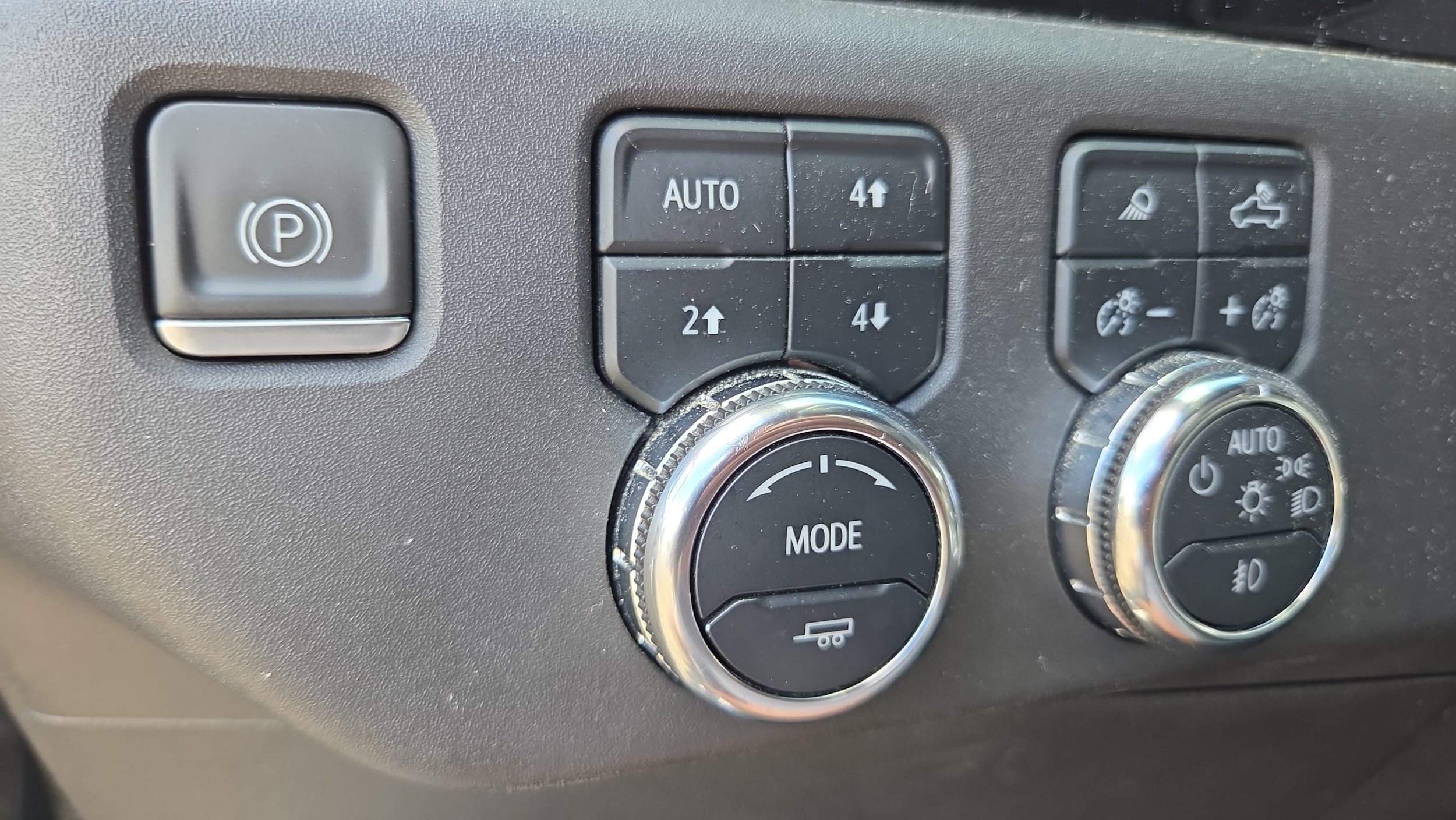 2023 GMC Sierra 1500 SLT - Photo 32