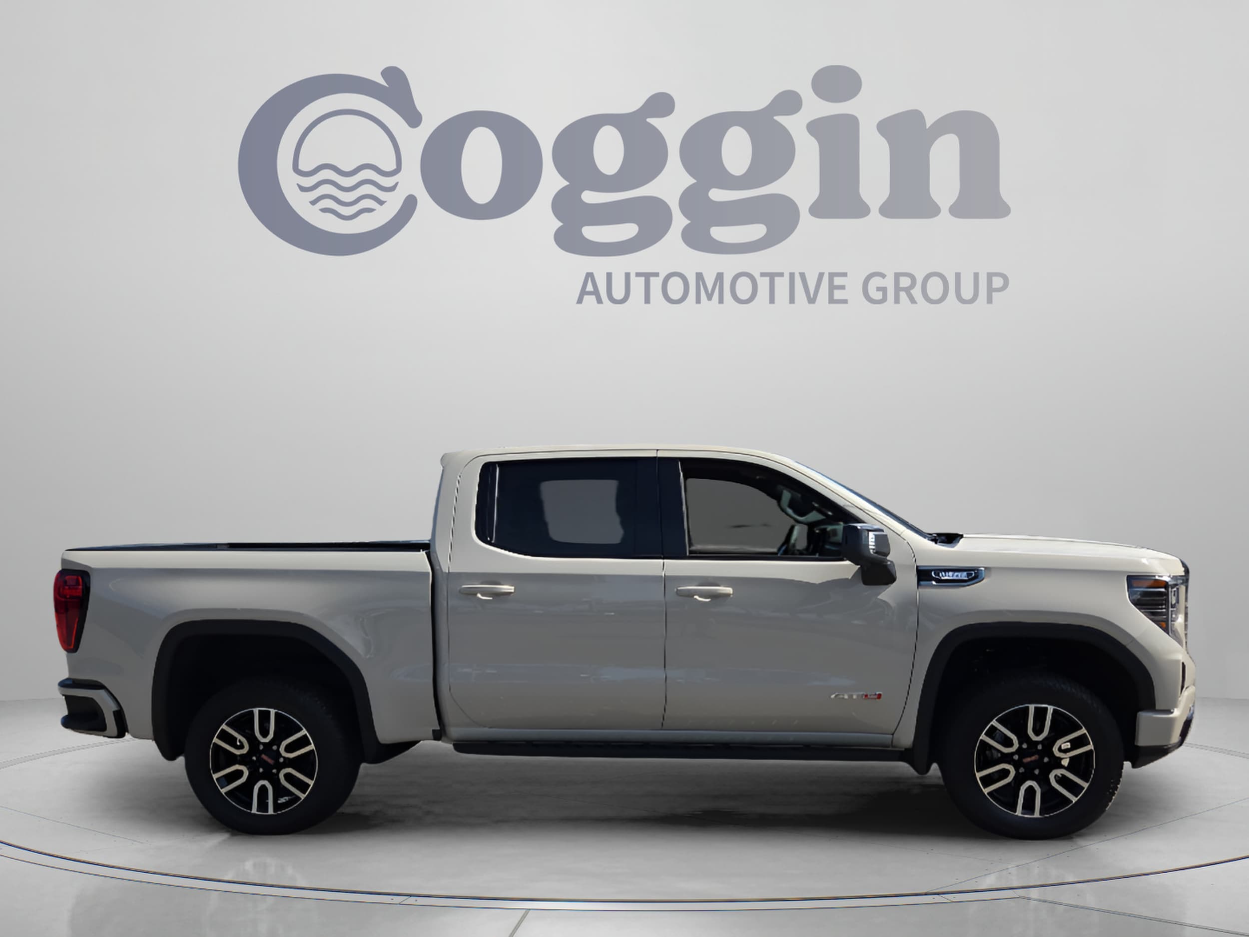2026 GMC Sierra 1500 AT4 - Photo 6