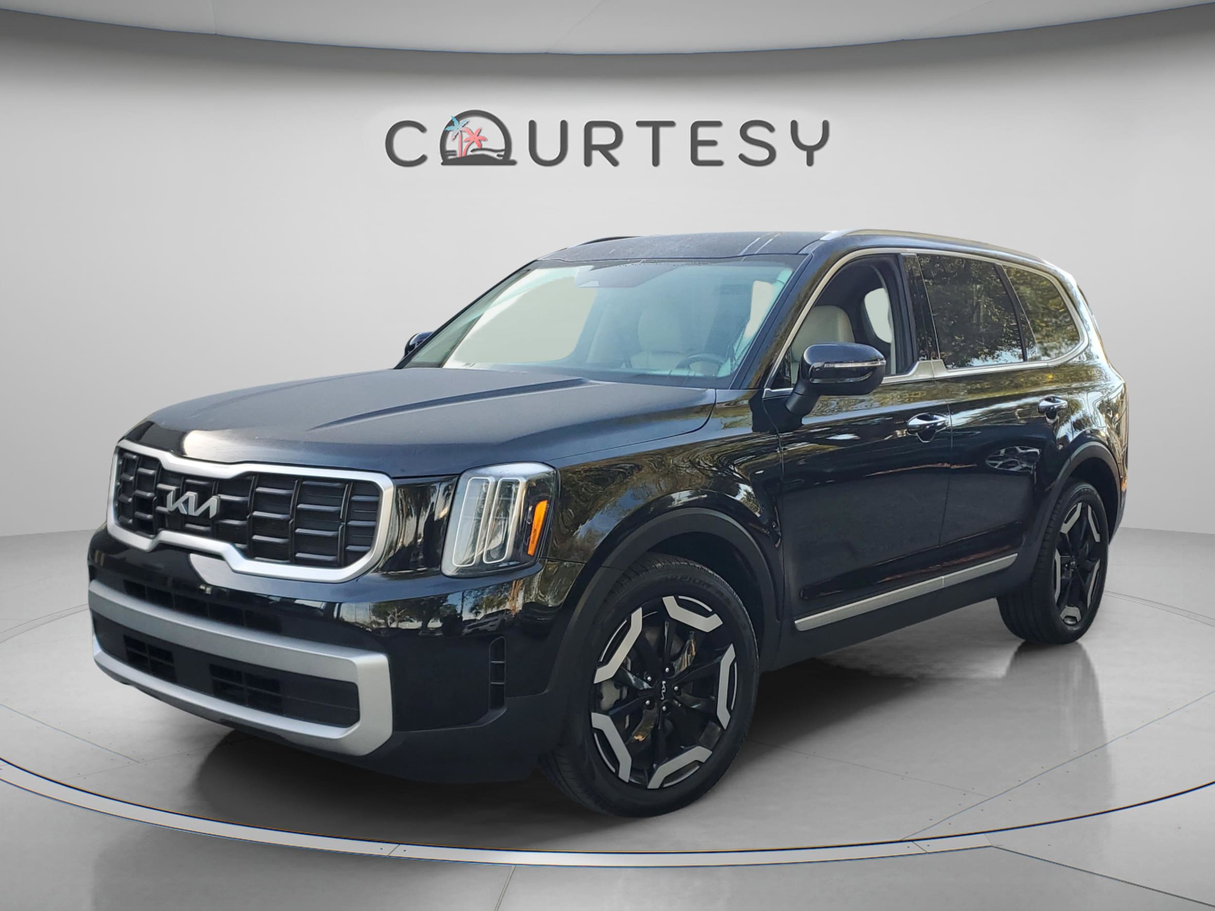 2023 Kia Telluride S AWD's photo