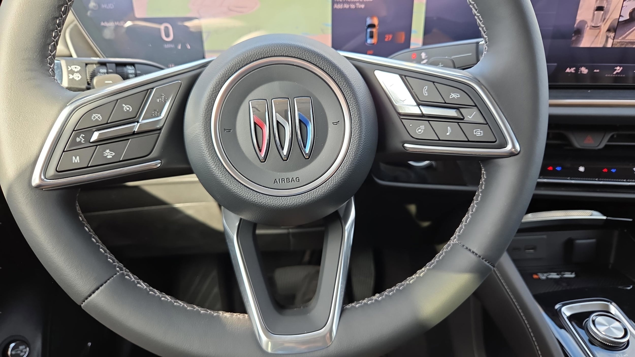 2025 Buick Envision Avenir - Photo 15
