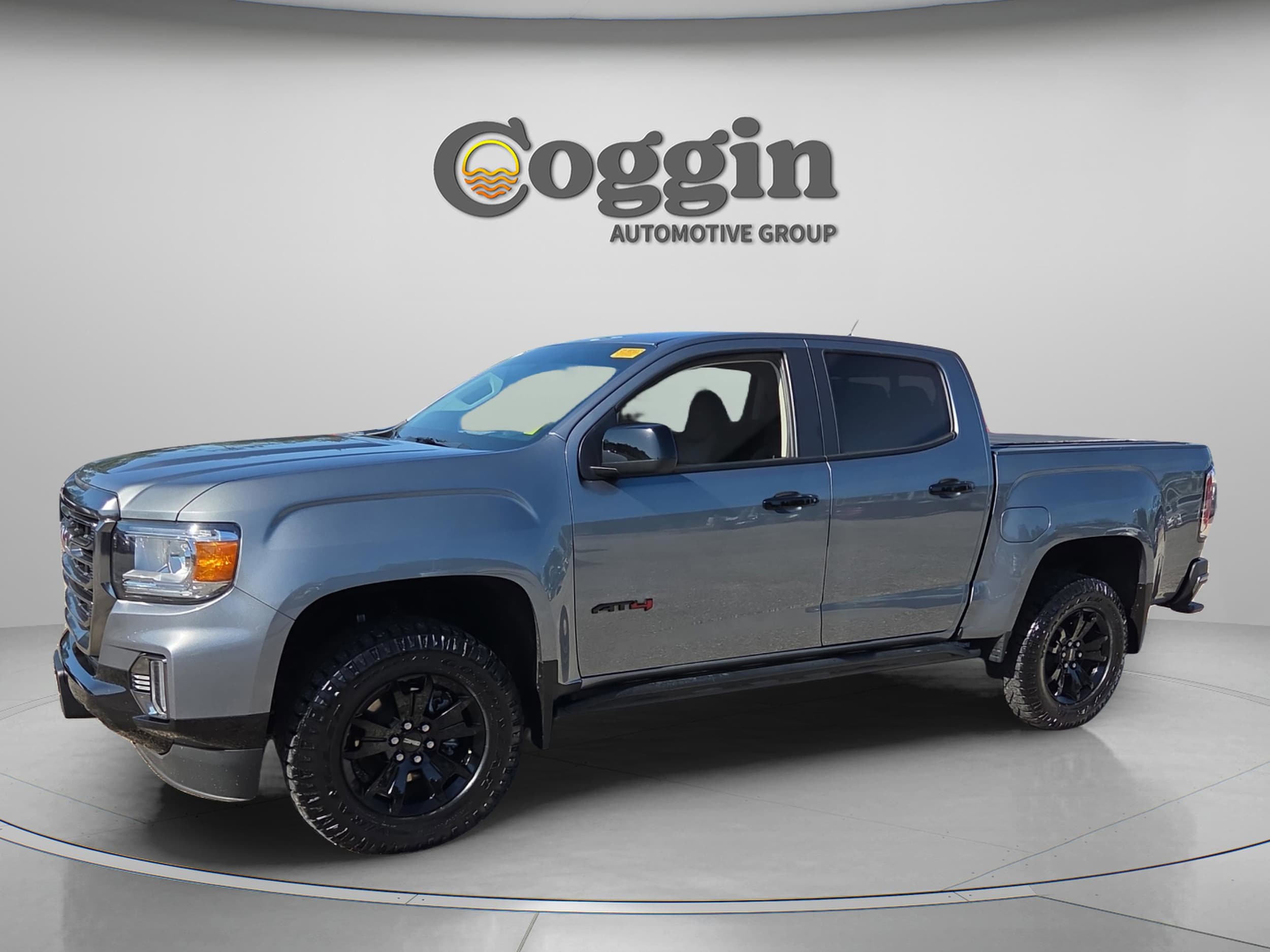 2022 GMC Canyon 4WD AT4 Crew Cab Short Box's photo
