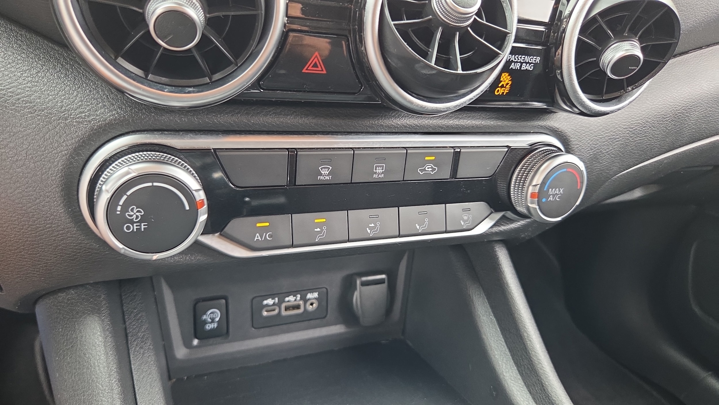 2024 Nissan Sentra SV - Photo 24