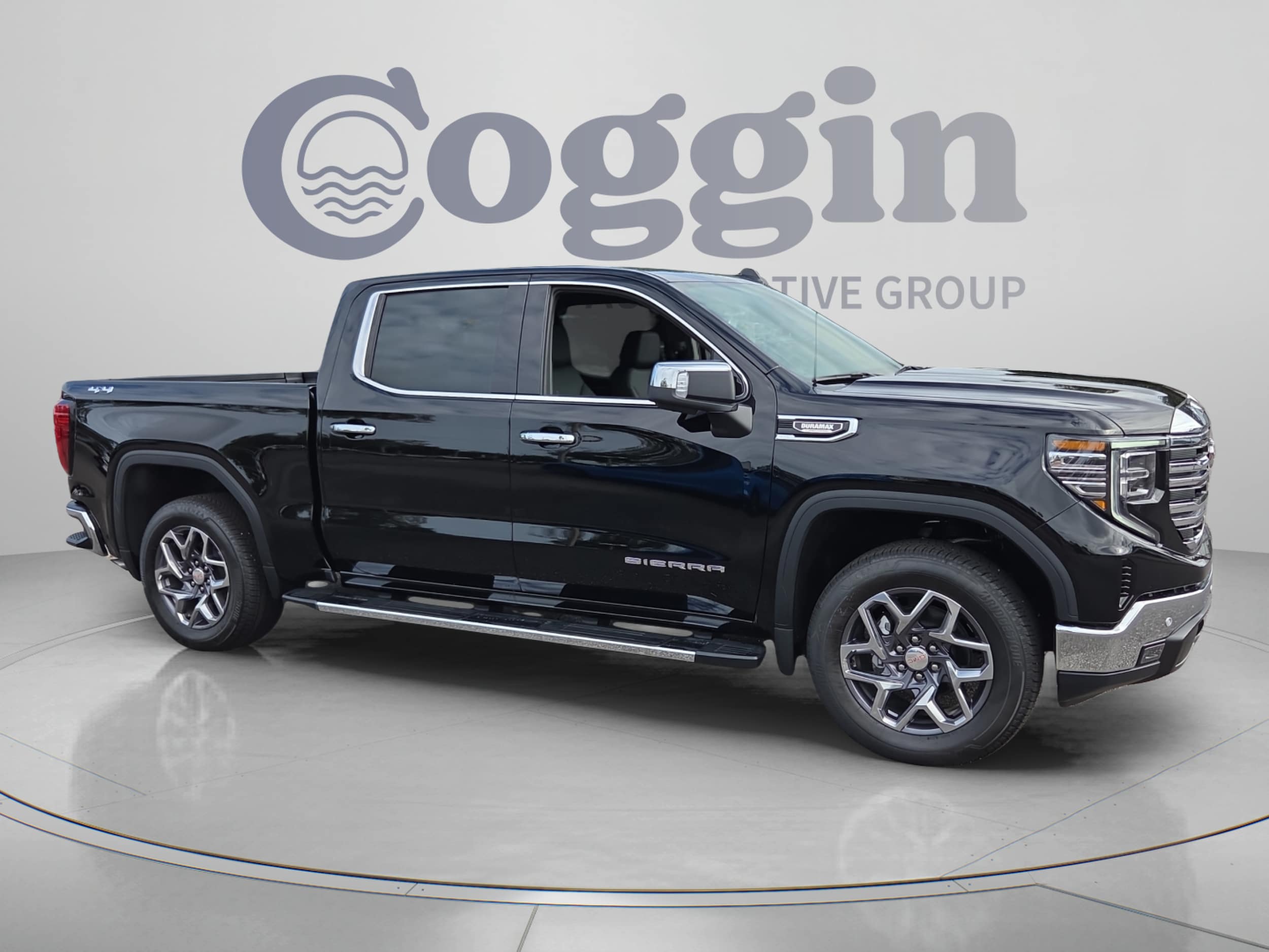 2026 GMC Sierra 1500 SLT - Photo 7