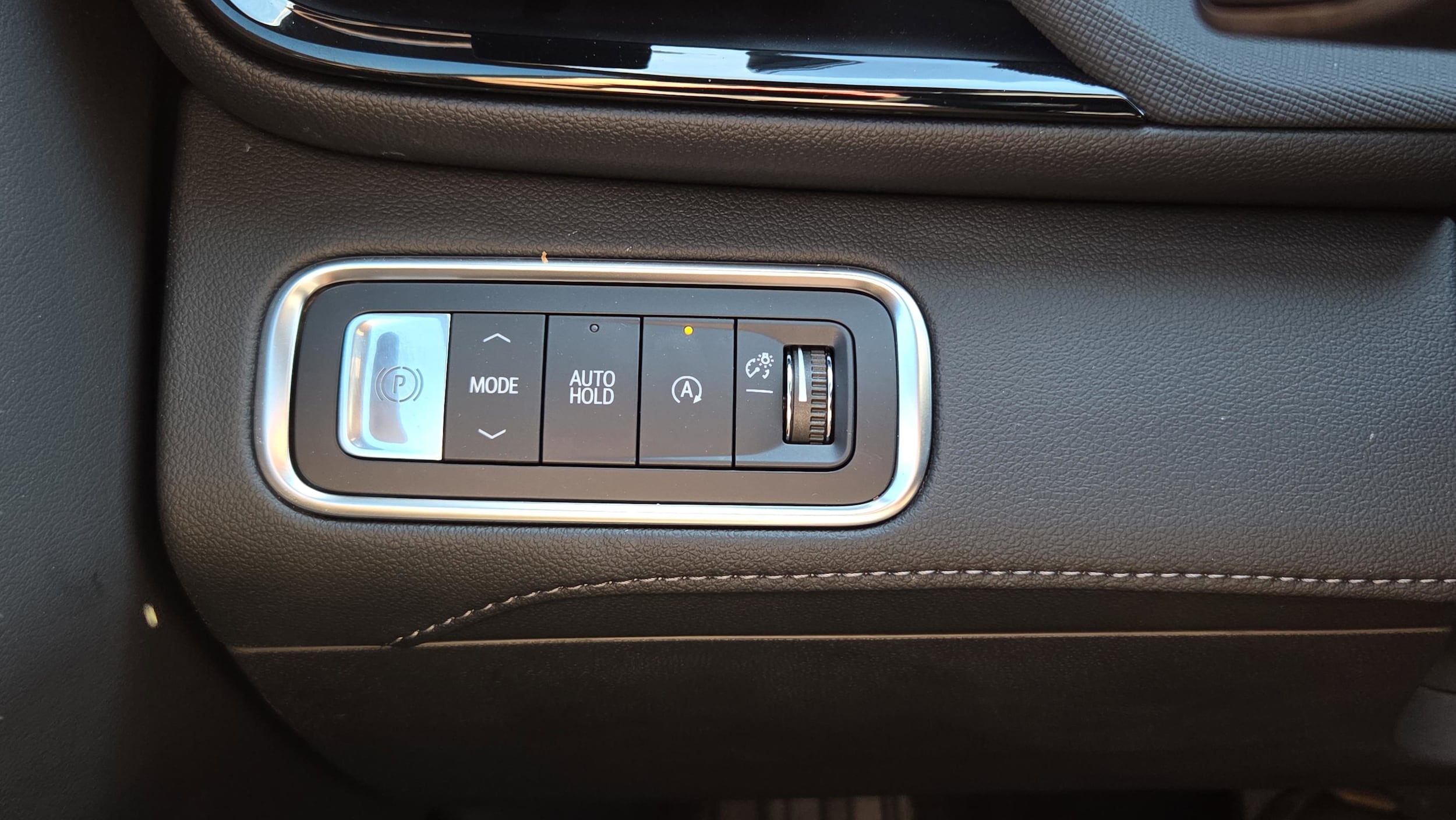 2025 Buick Enclave Preferred - Photo 13