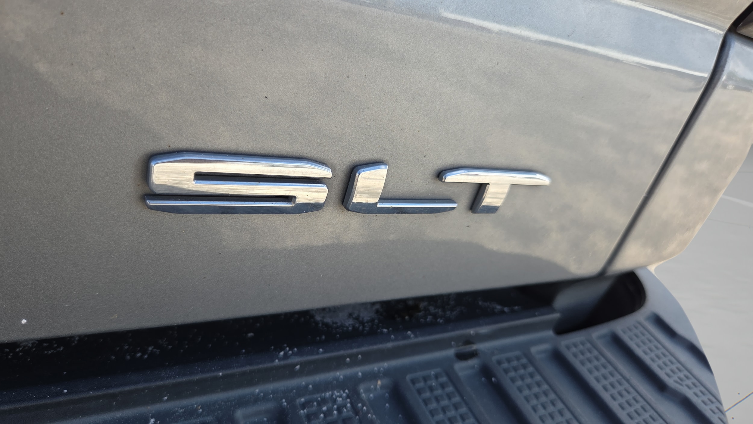 2023 GMC Sierra 1500 SLT - Photo 17