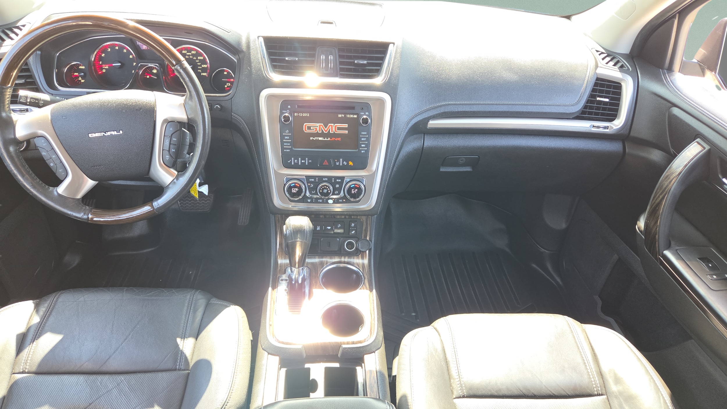 Photo 12